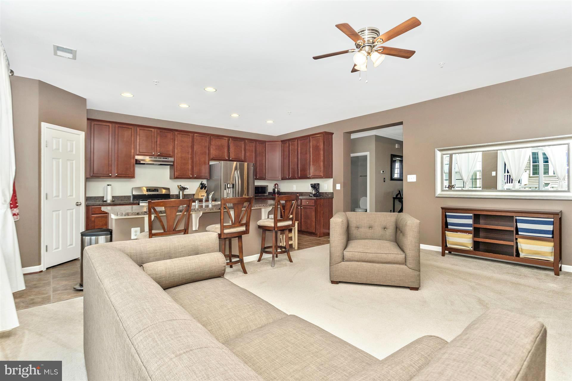 MISSION PLACE - Residential