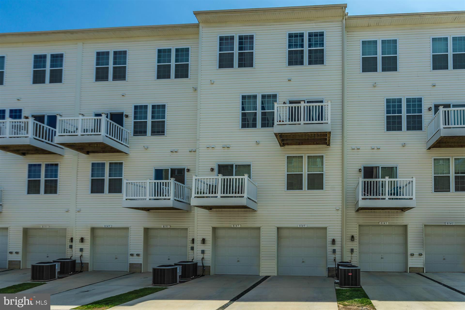 MISSION PLACE - Residential