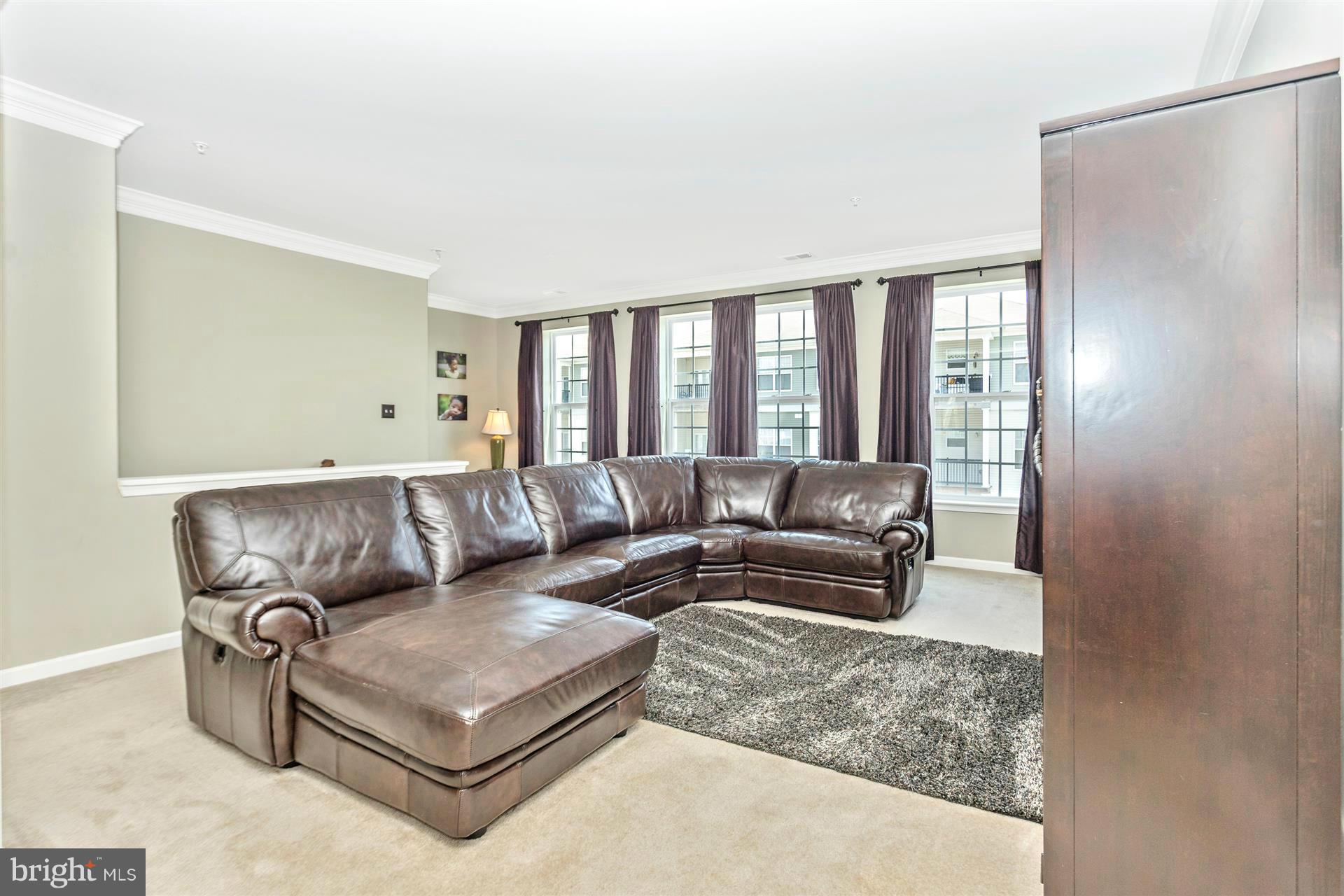 MISSION PLACE - Residential