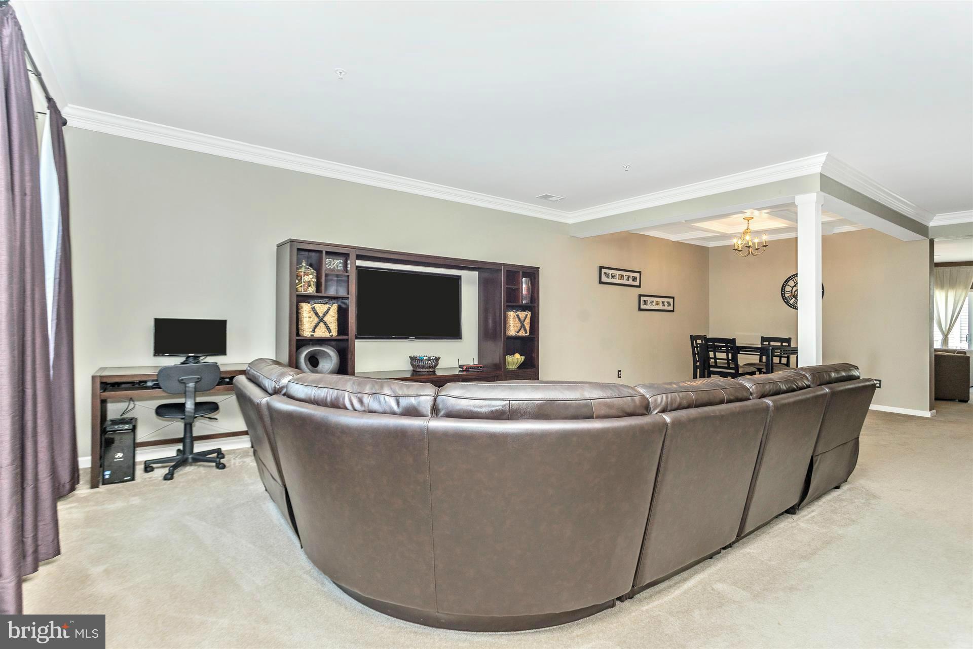 MISSION PLACE - Residential