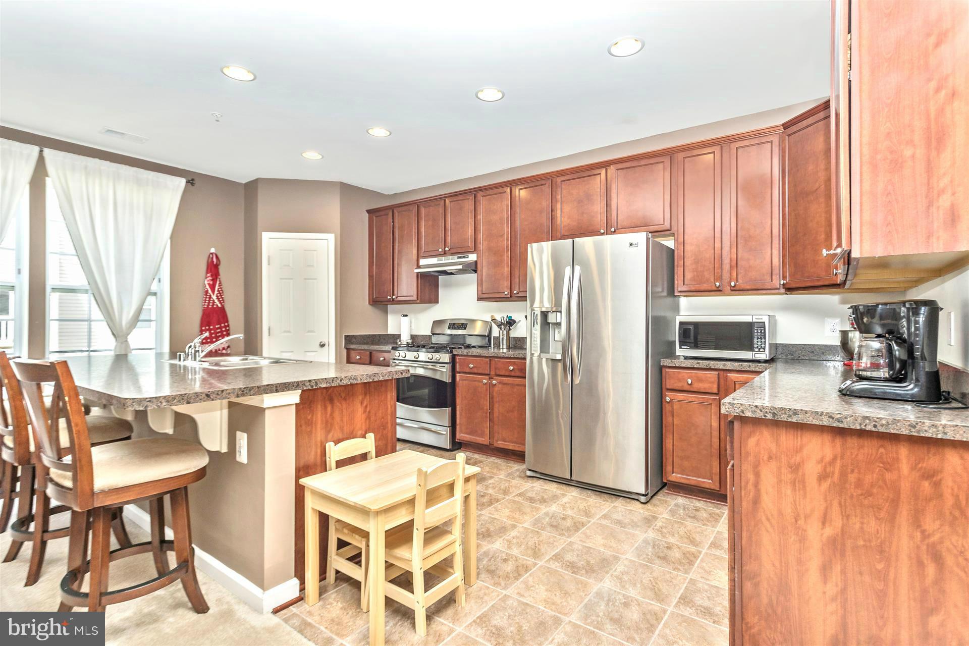 MISSION PLACE - Residential