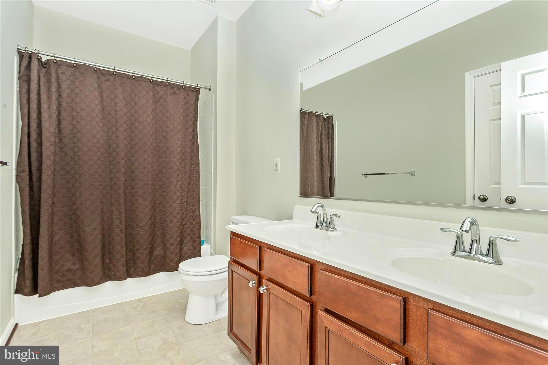 MISSION PLACE - Residential