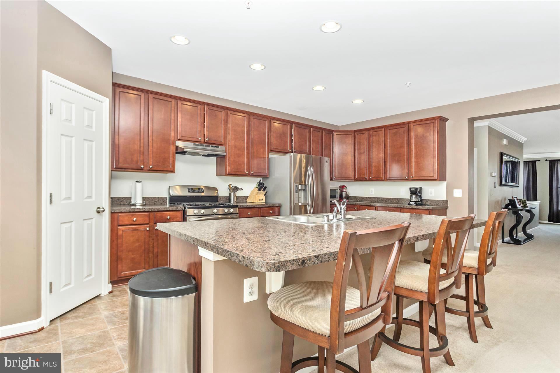 MISSION PLACE - Residential