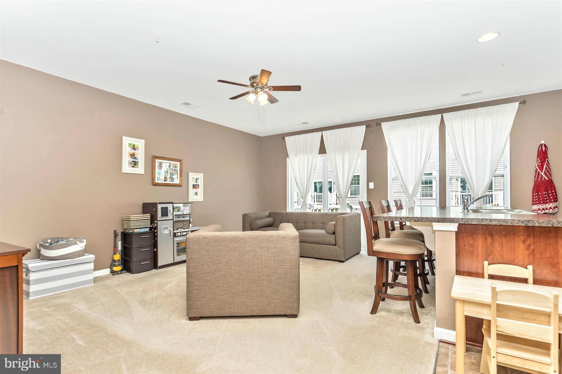 MISSION PLACE - Residential