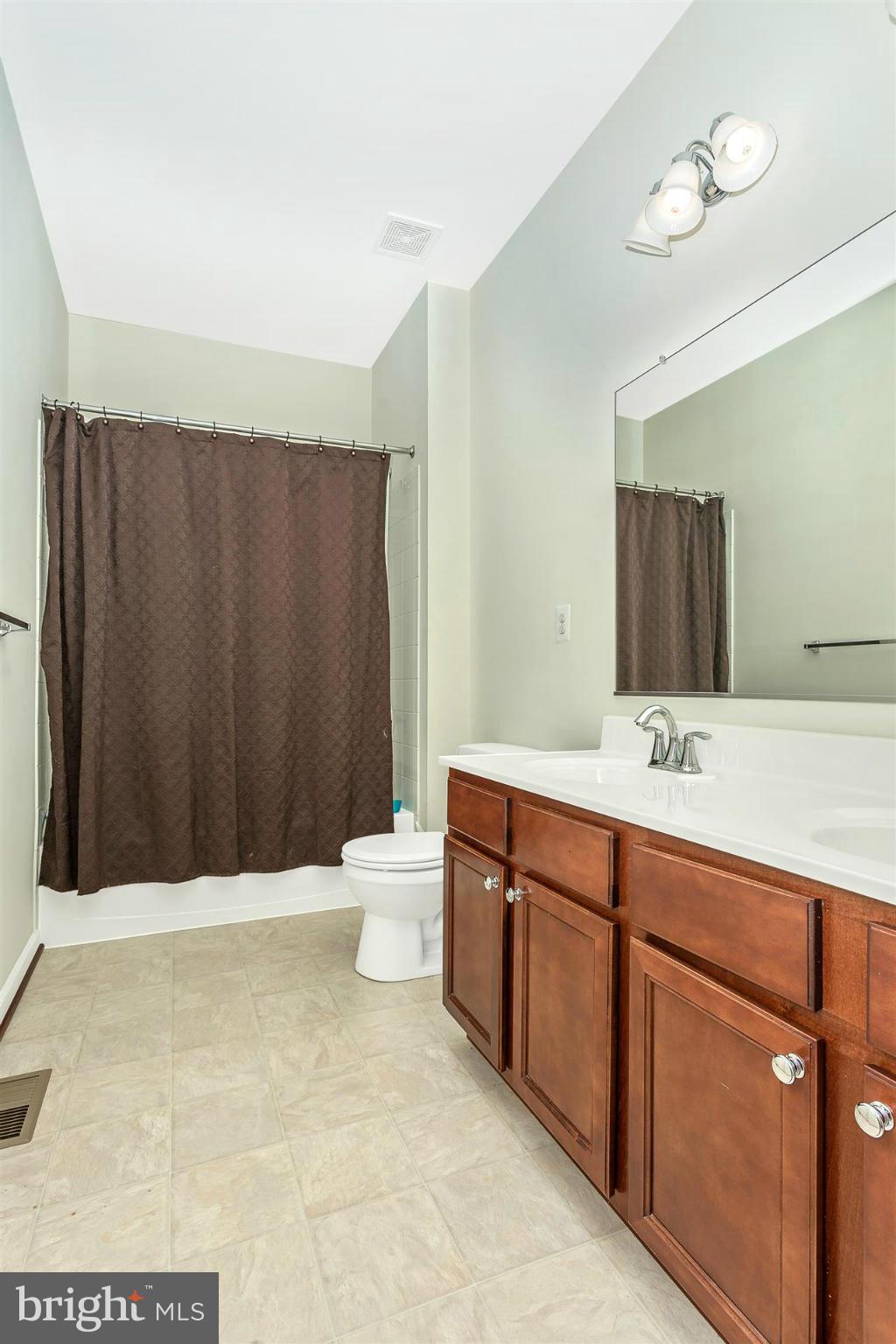 MISSION PLACE - Residential