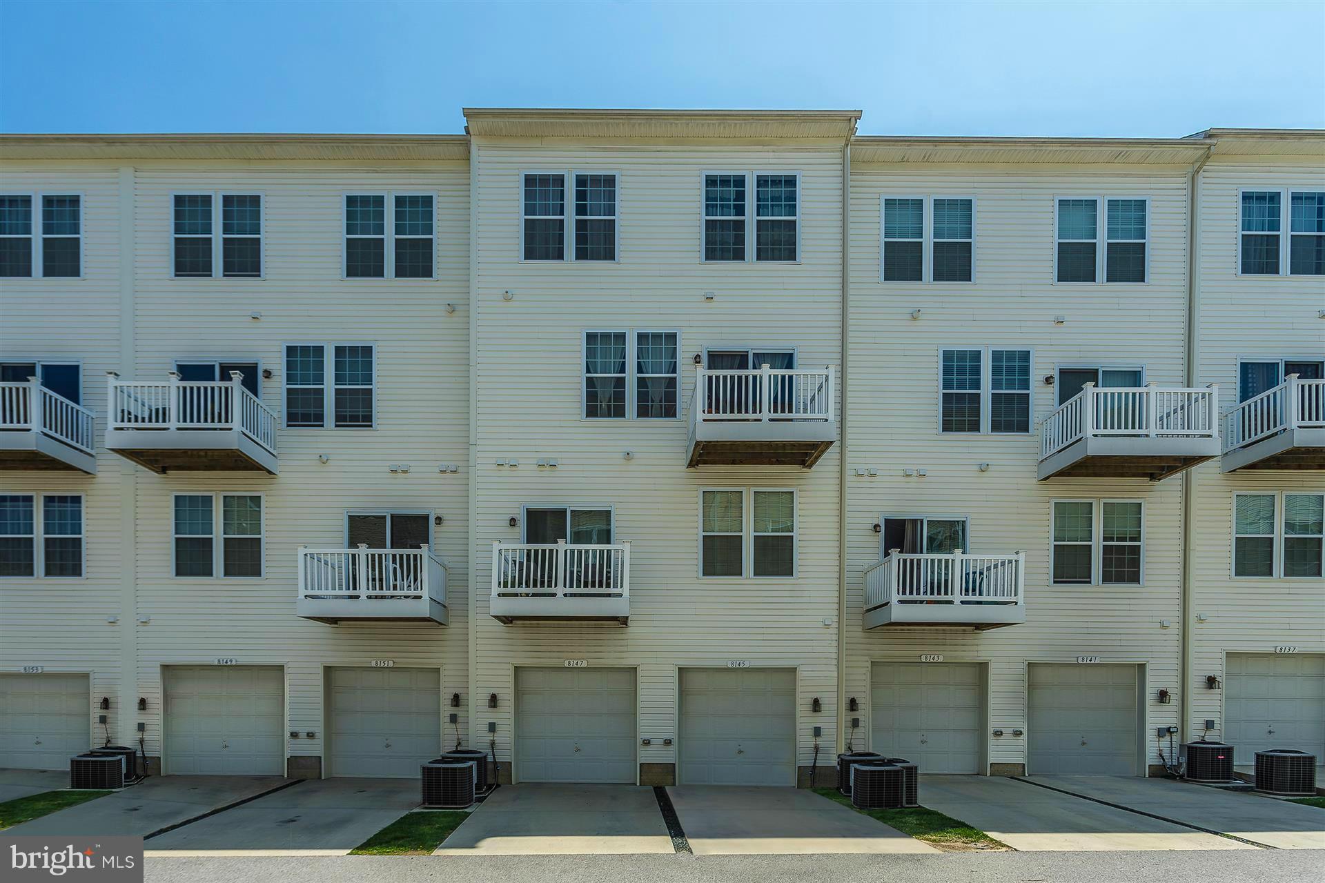 MISSION PLACE - Residential