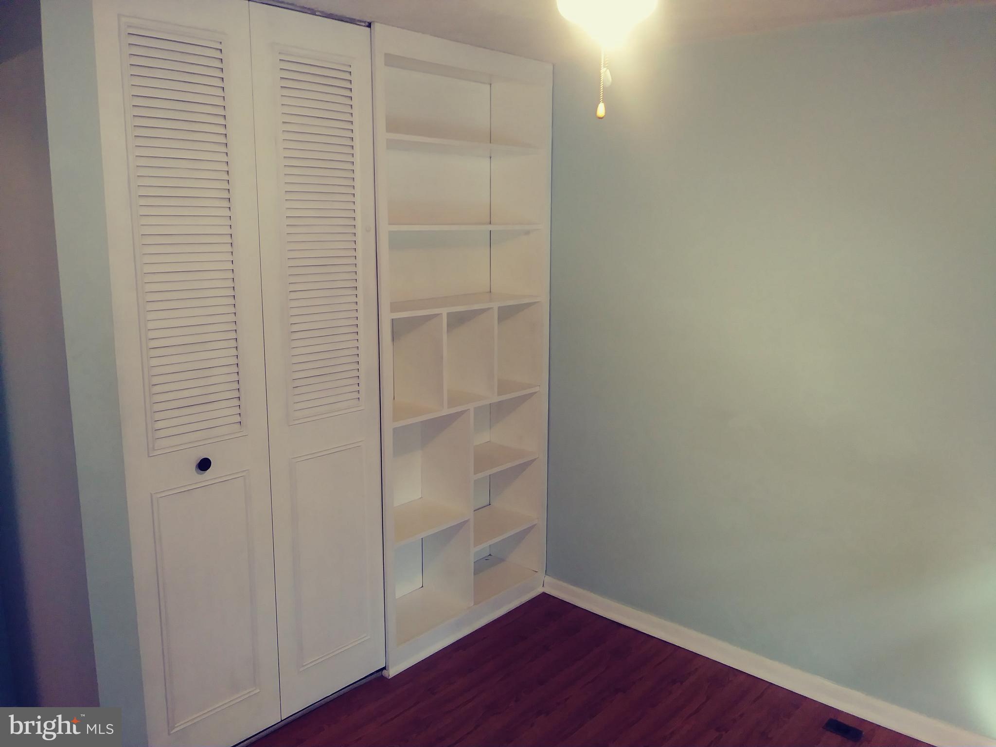 GLEN OAKS - Residential