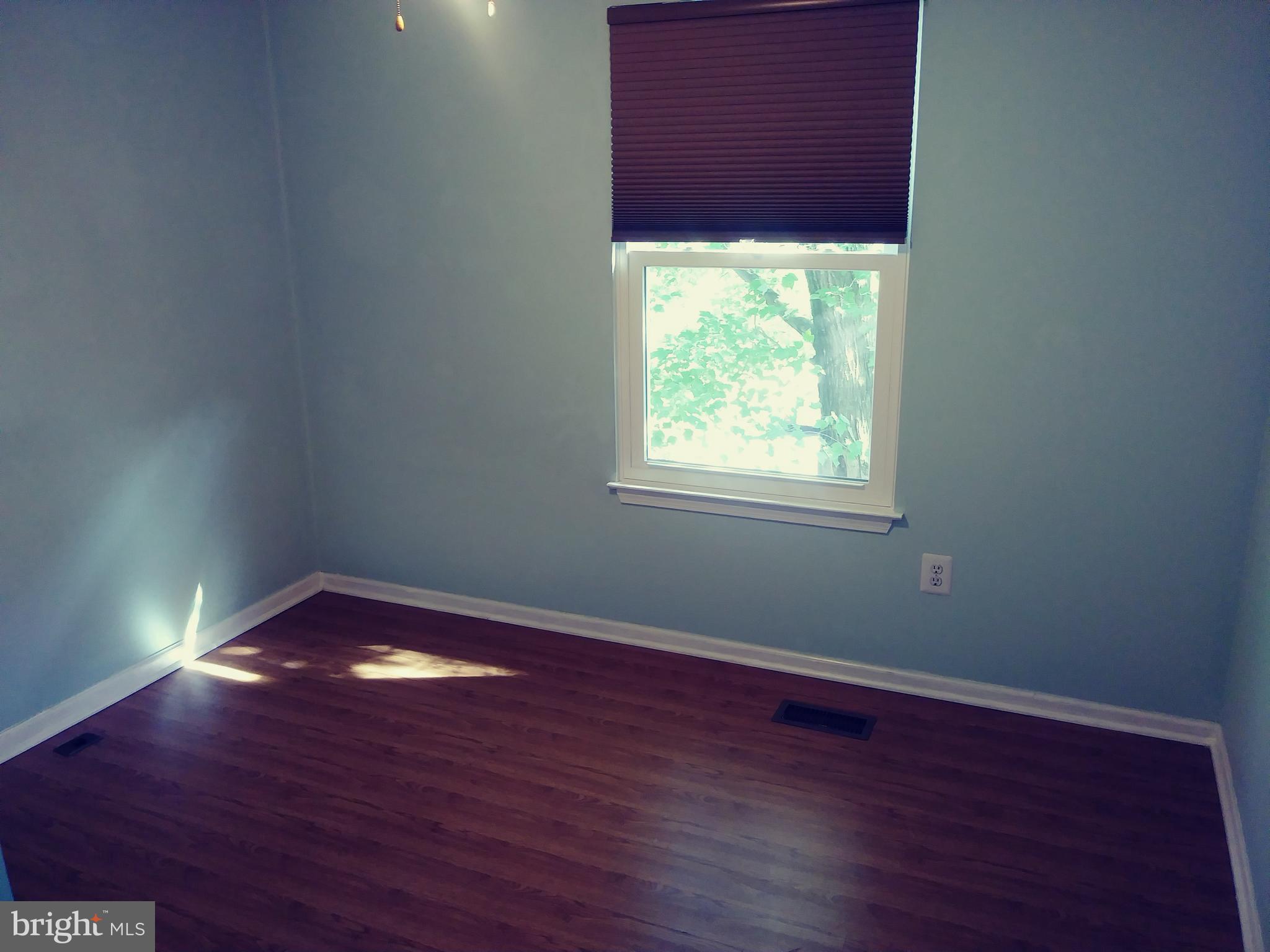 GLEN OAKS - Residential