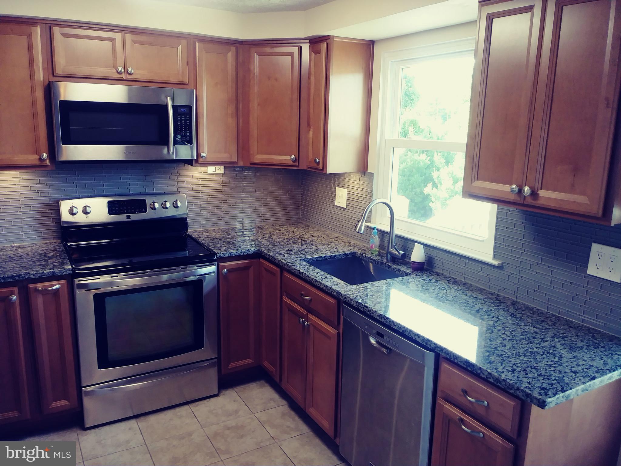 GLEN OAKS - Residential