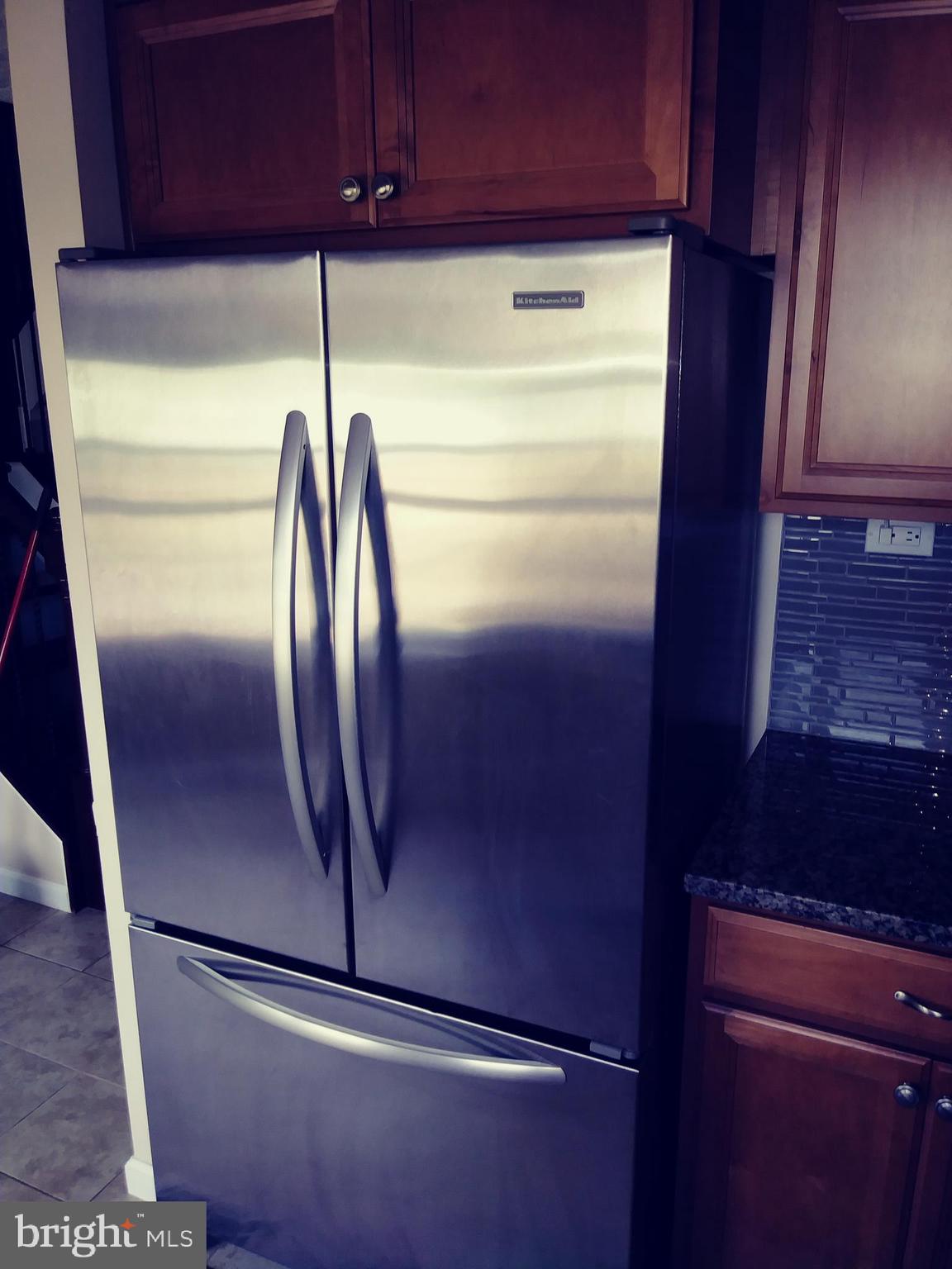 GLEN OAKS - Residential