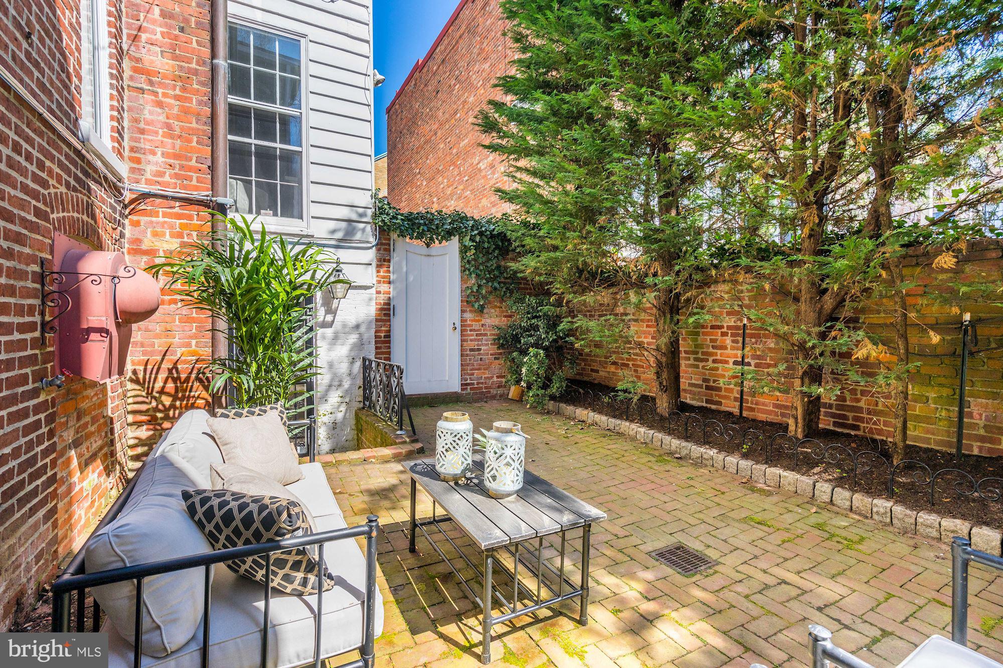 GEORGETOWN - Residential