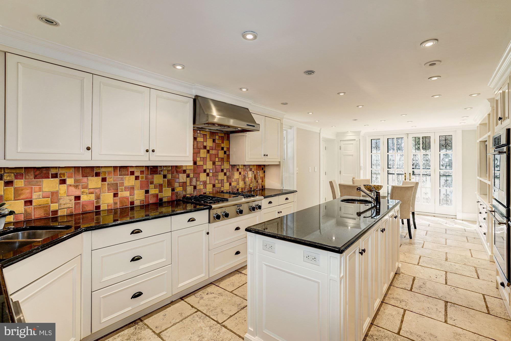 GEORGETOWN - Residential