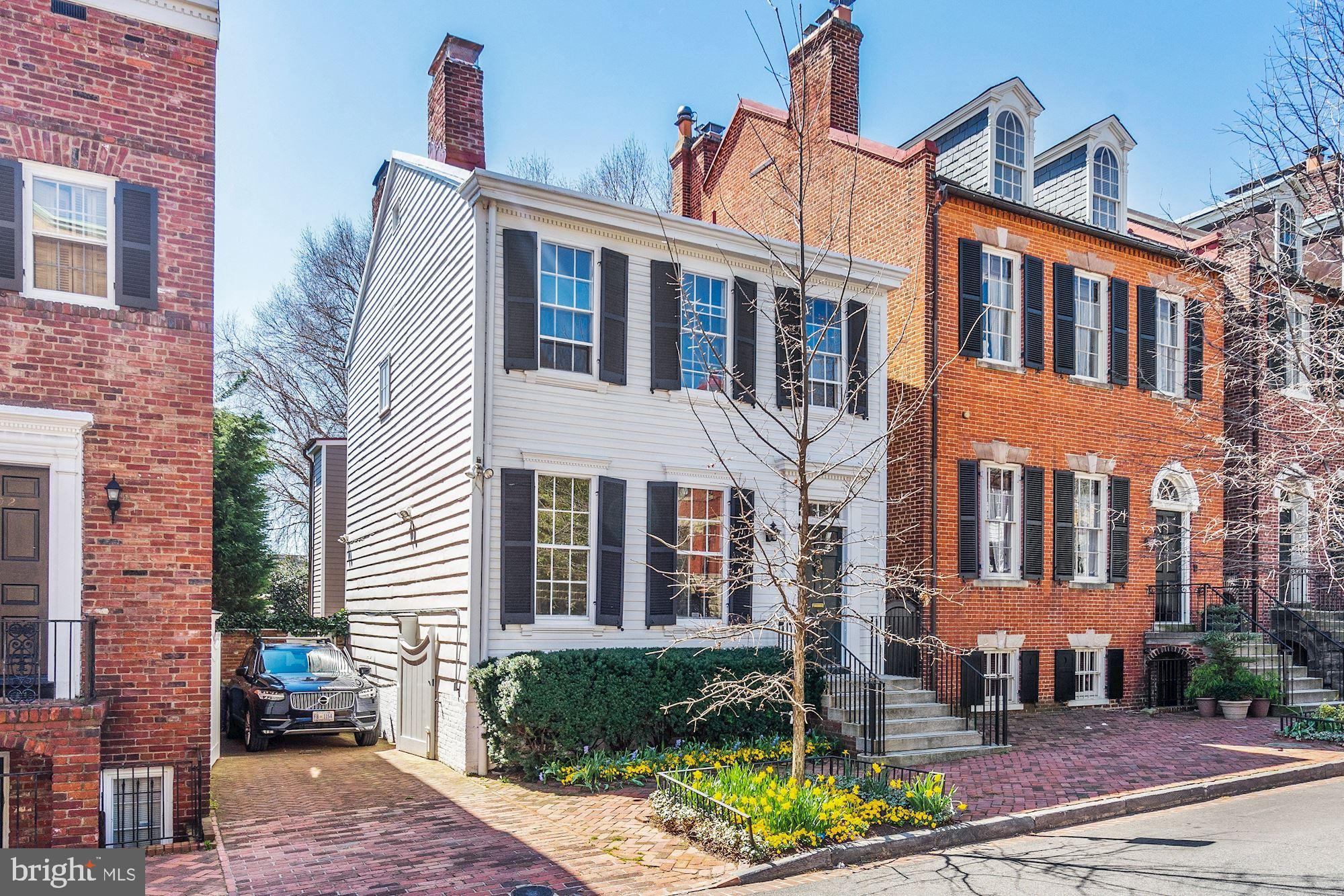 GEORGETOWN - Residential