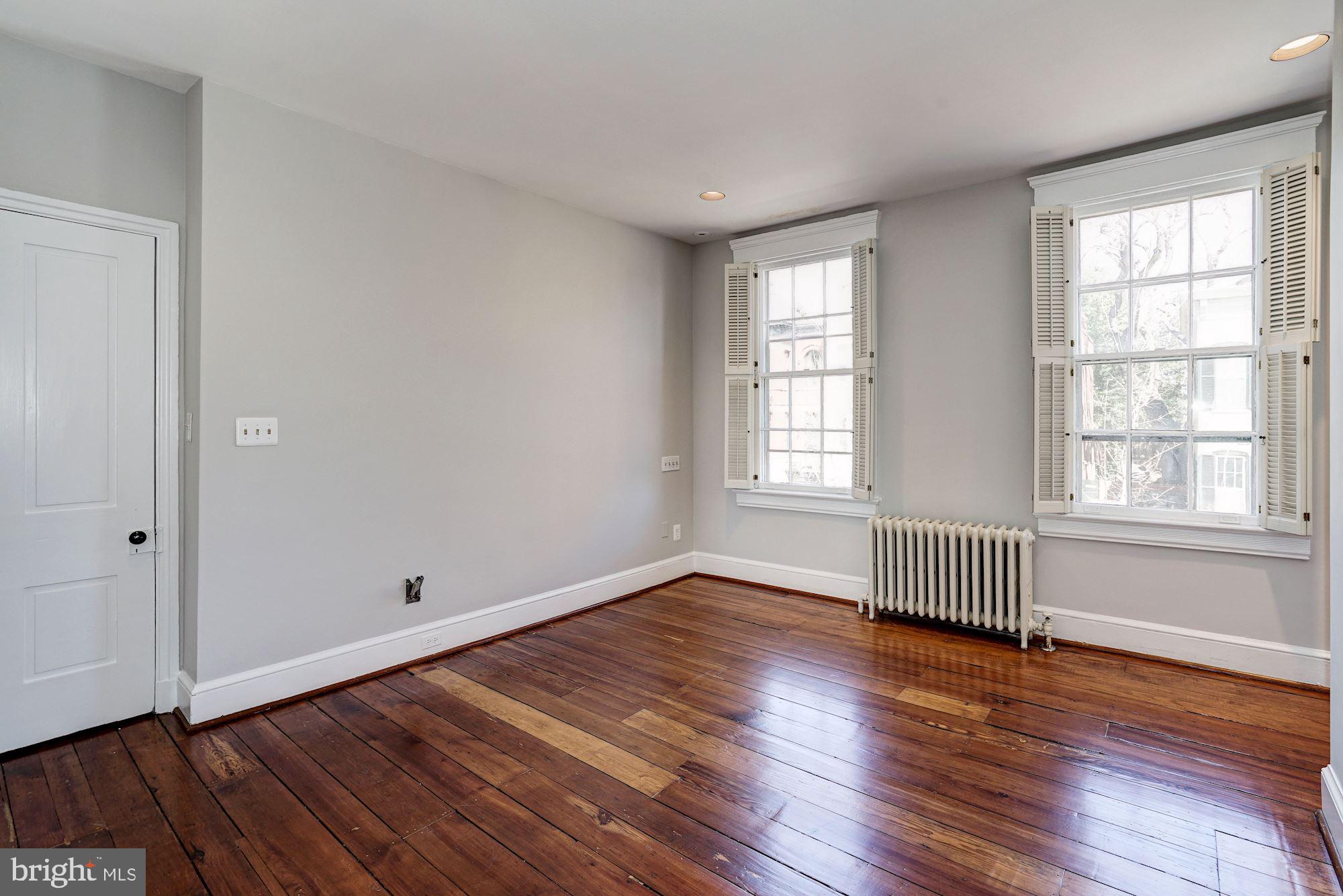 GEORGETOWN - Residential