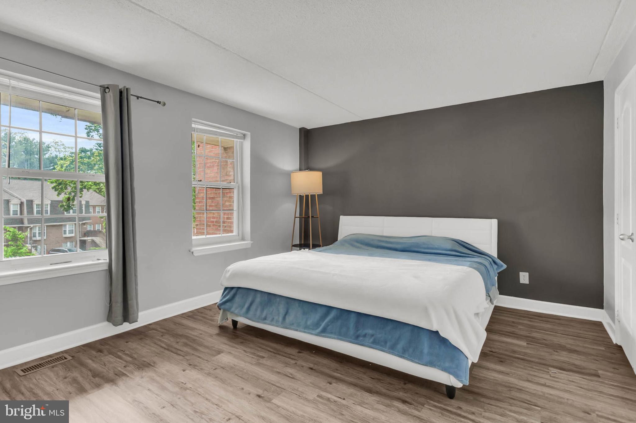 MONTGOMERY CHASE - Residential Lease