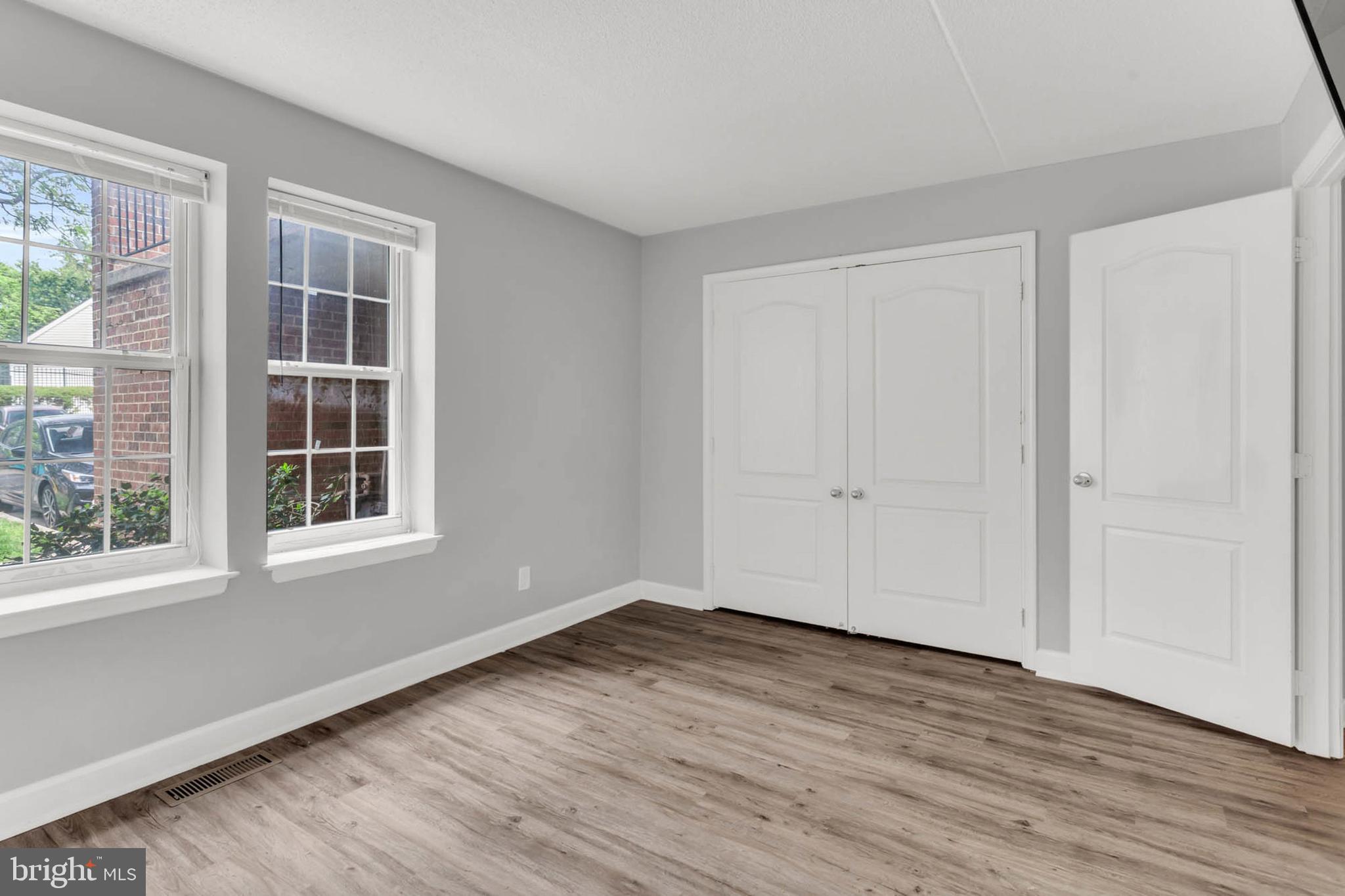 MONTGOMERY CHASE - Residential Lease