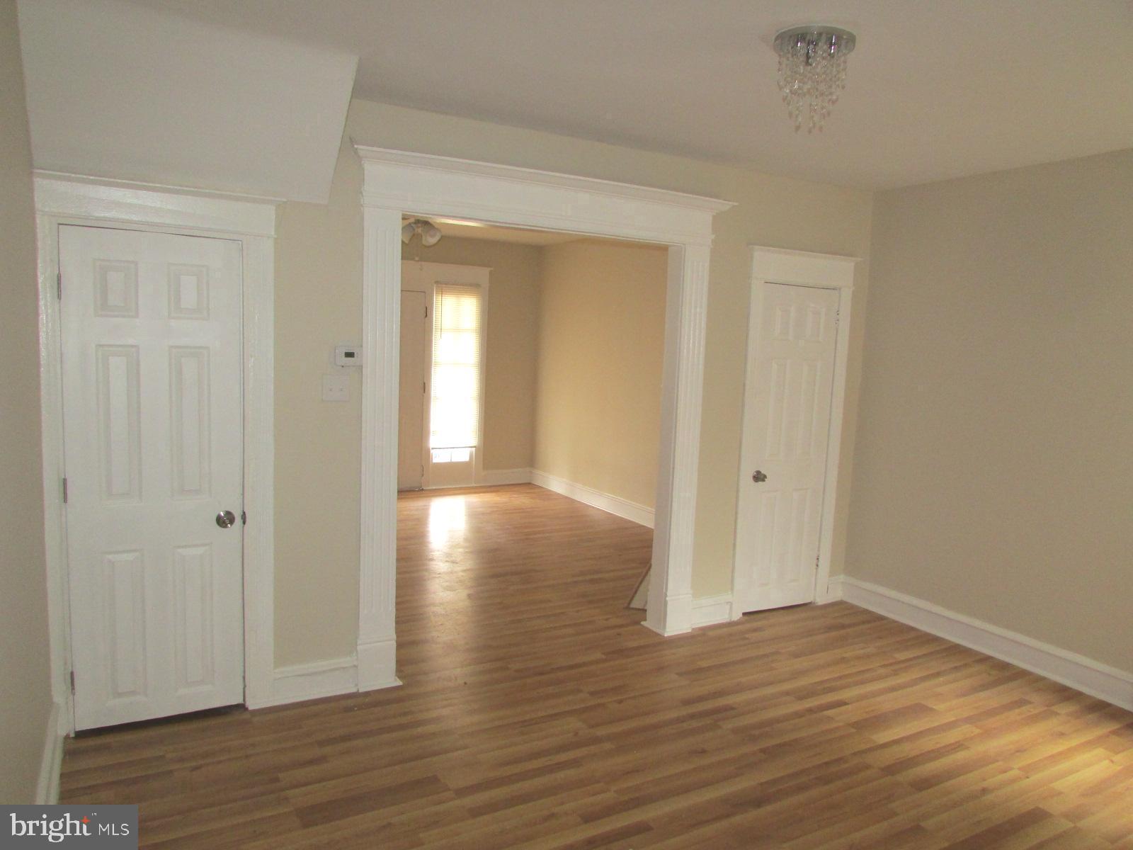 LAWNCREST - Residential