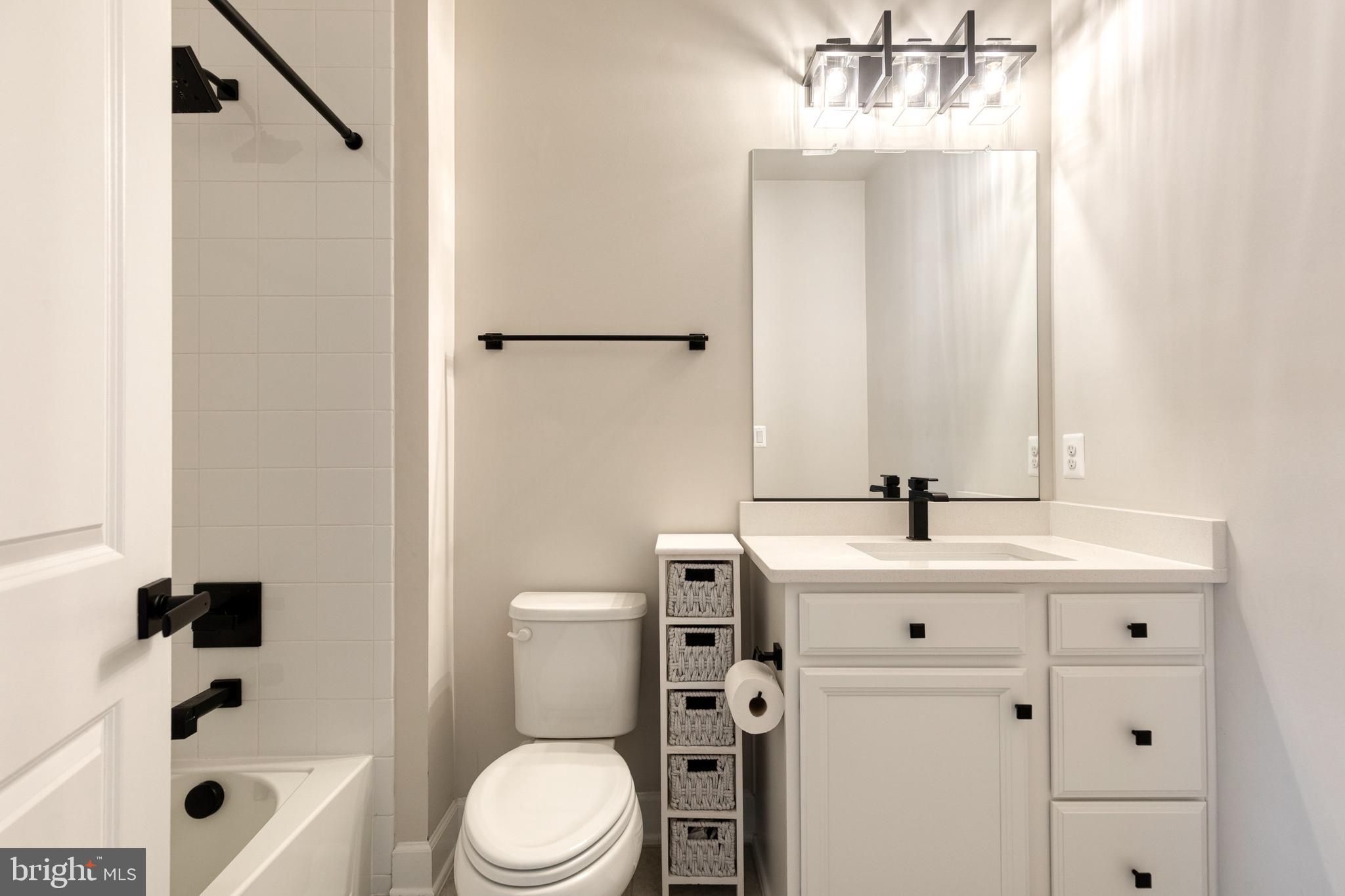 CEDAR CREEK - Residential