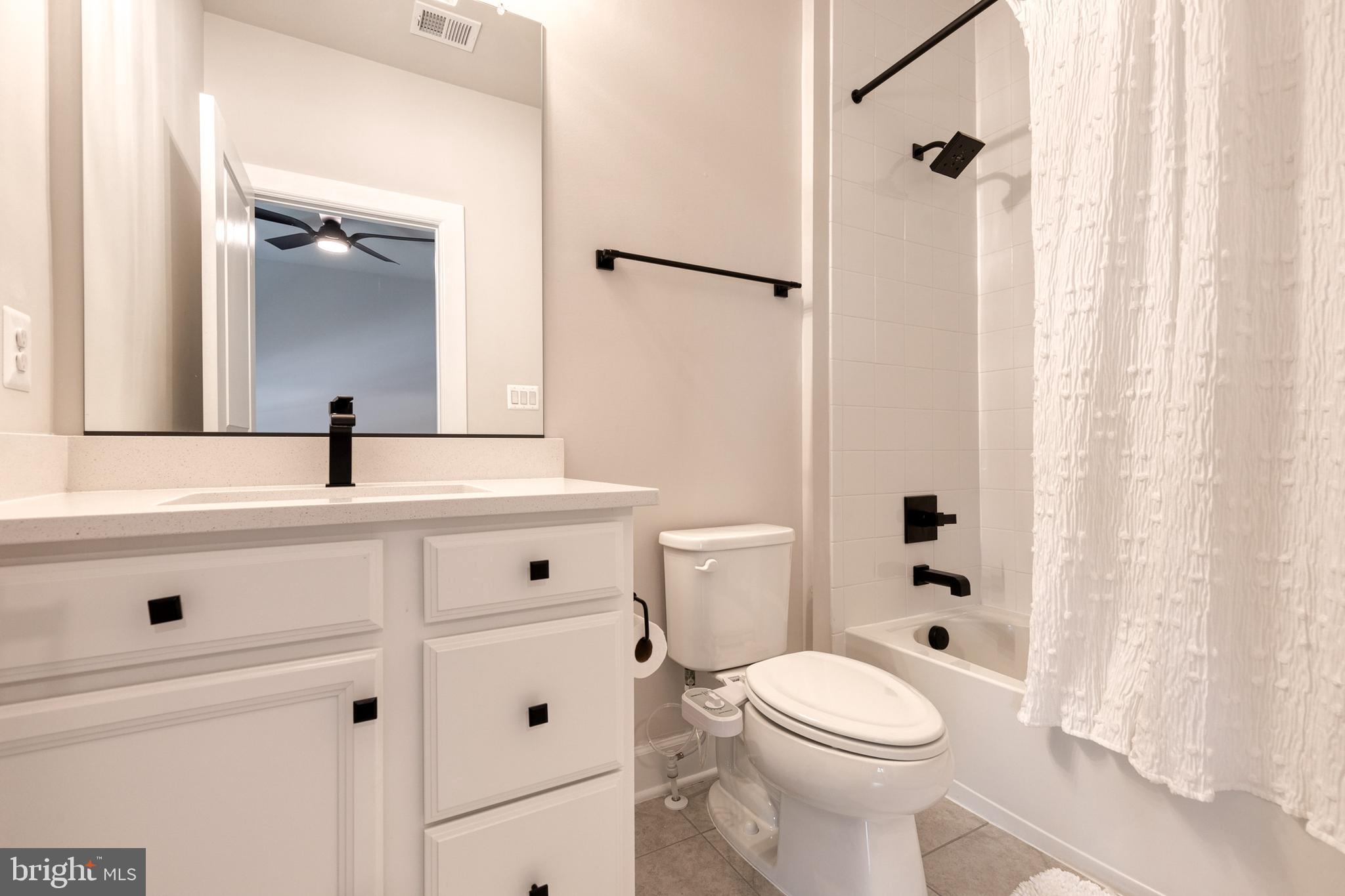 CEDAR CREEK - Residential