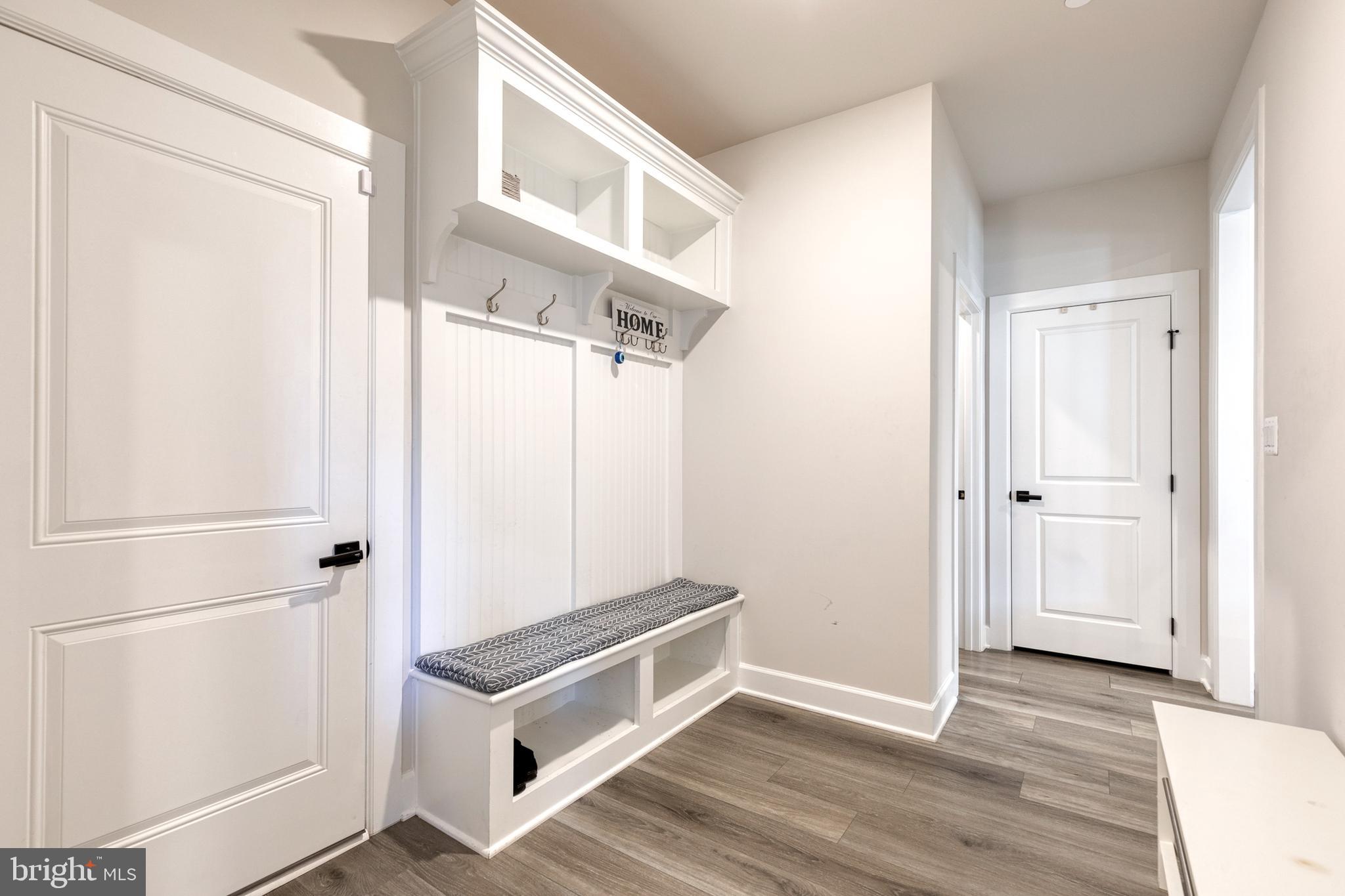 CEDAR CREEK - Residential