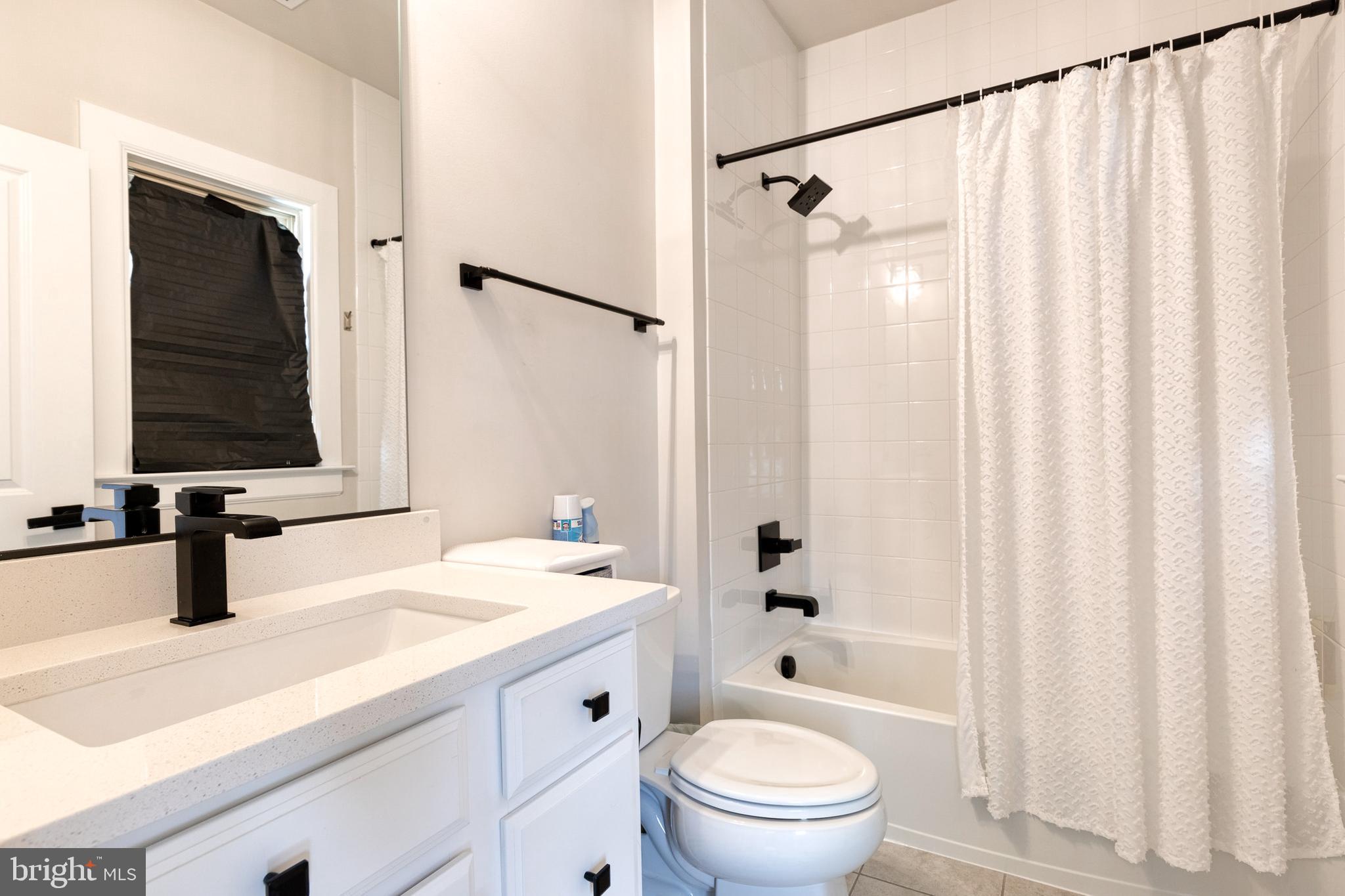 CEDAR CREEK - Residential