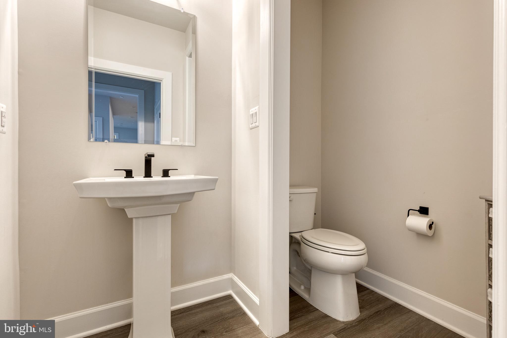 CEDAR CREEK - Residential