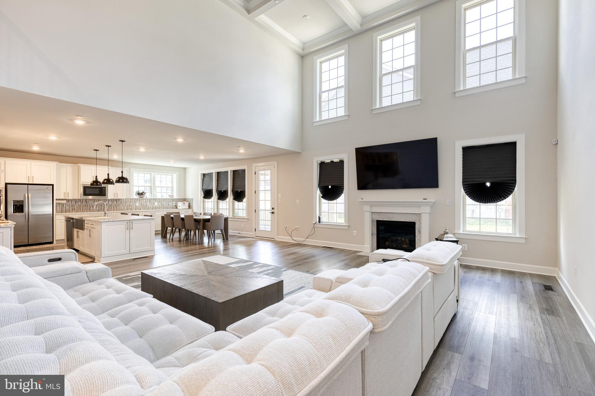 CEDAR CREEK - Residential