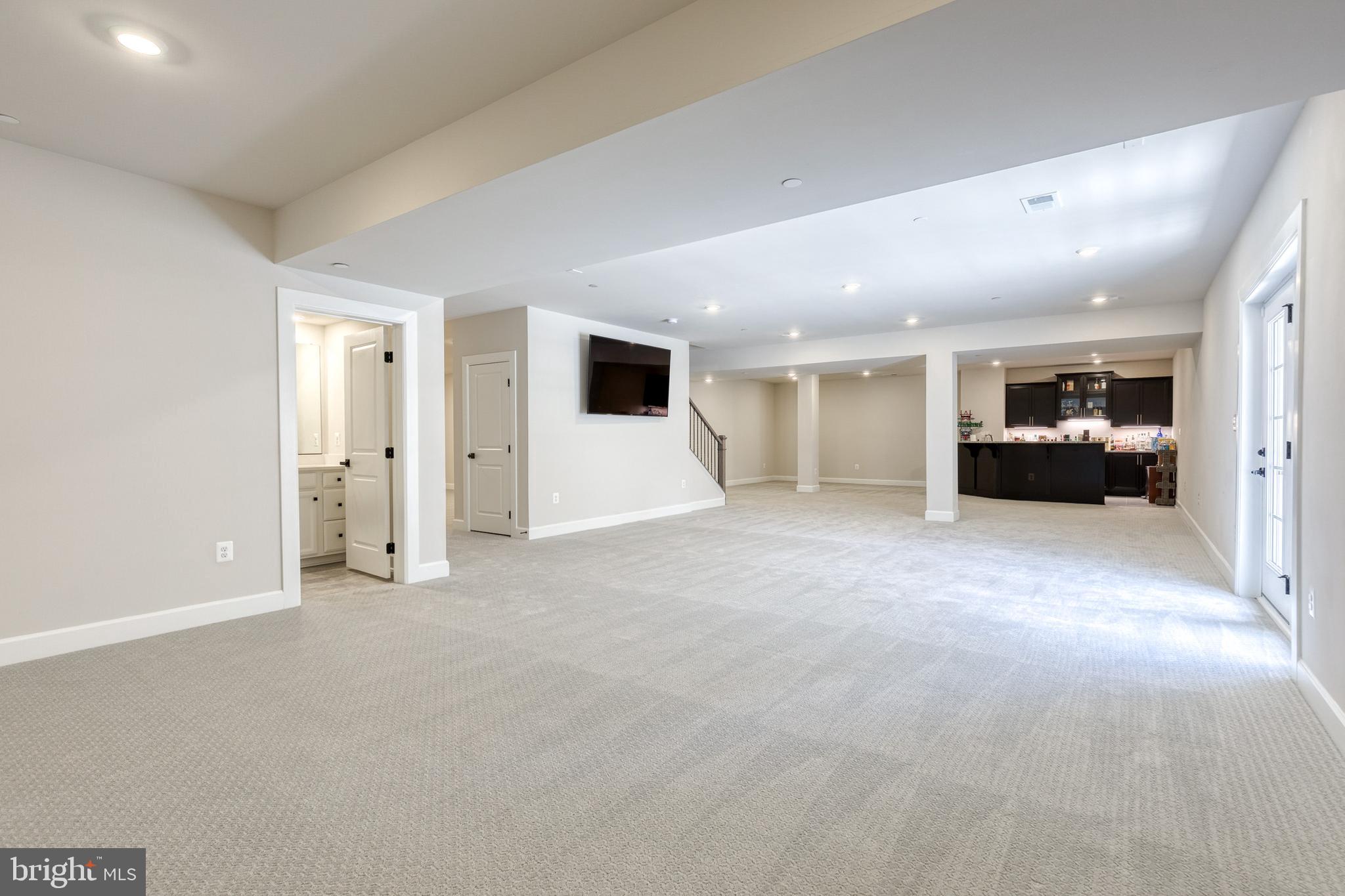 CEDAR CREEK - Residential