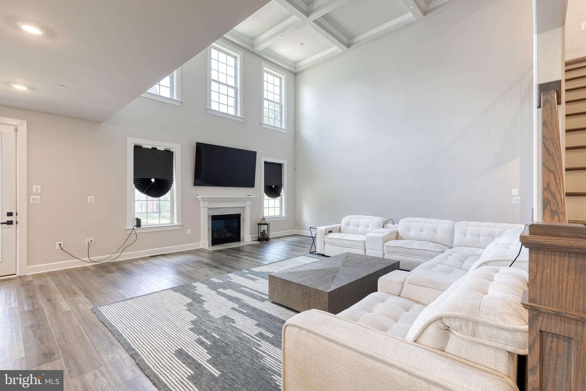 CEDAR CREEK - Residential