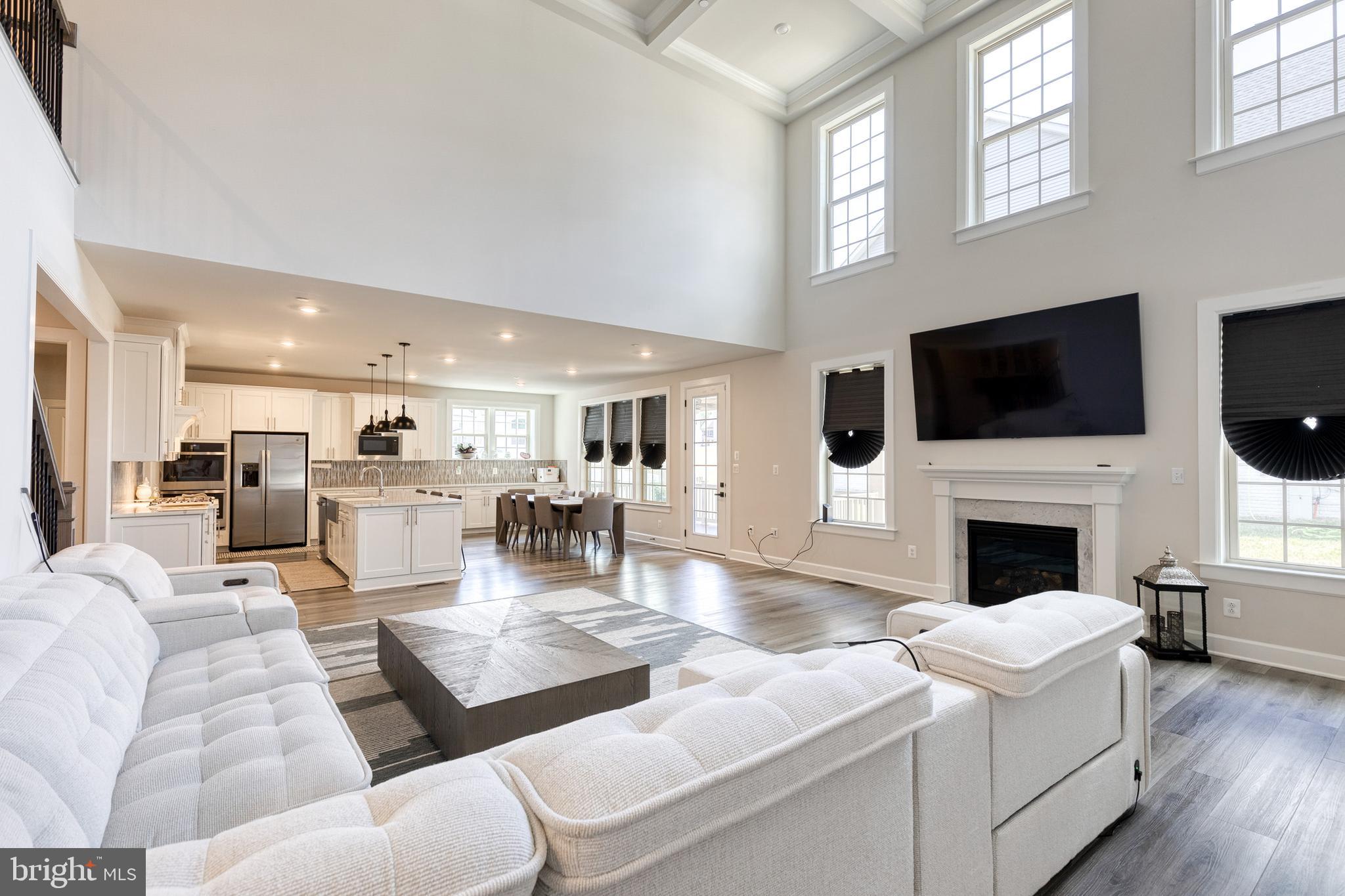 CEDAR CREEK - Residential