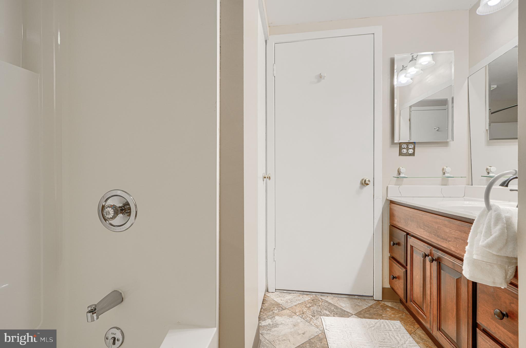 GUILFORD - Residential