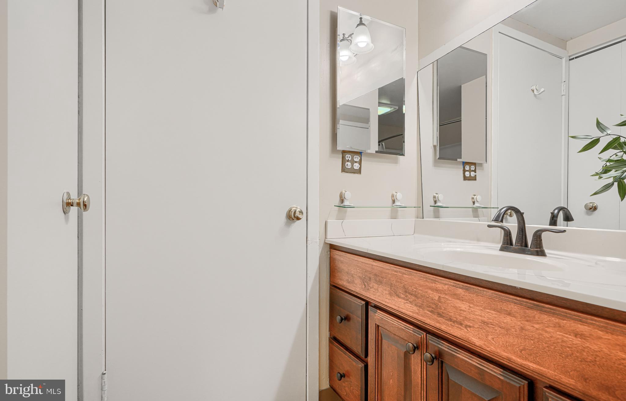 GUILFORD - Residential