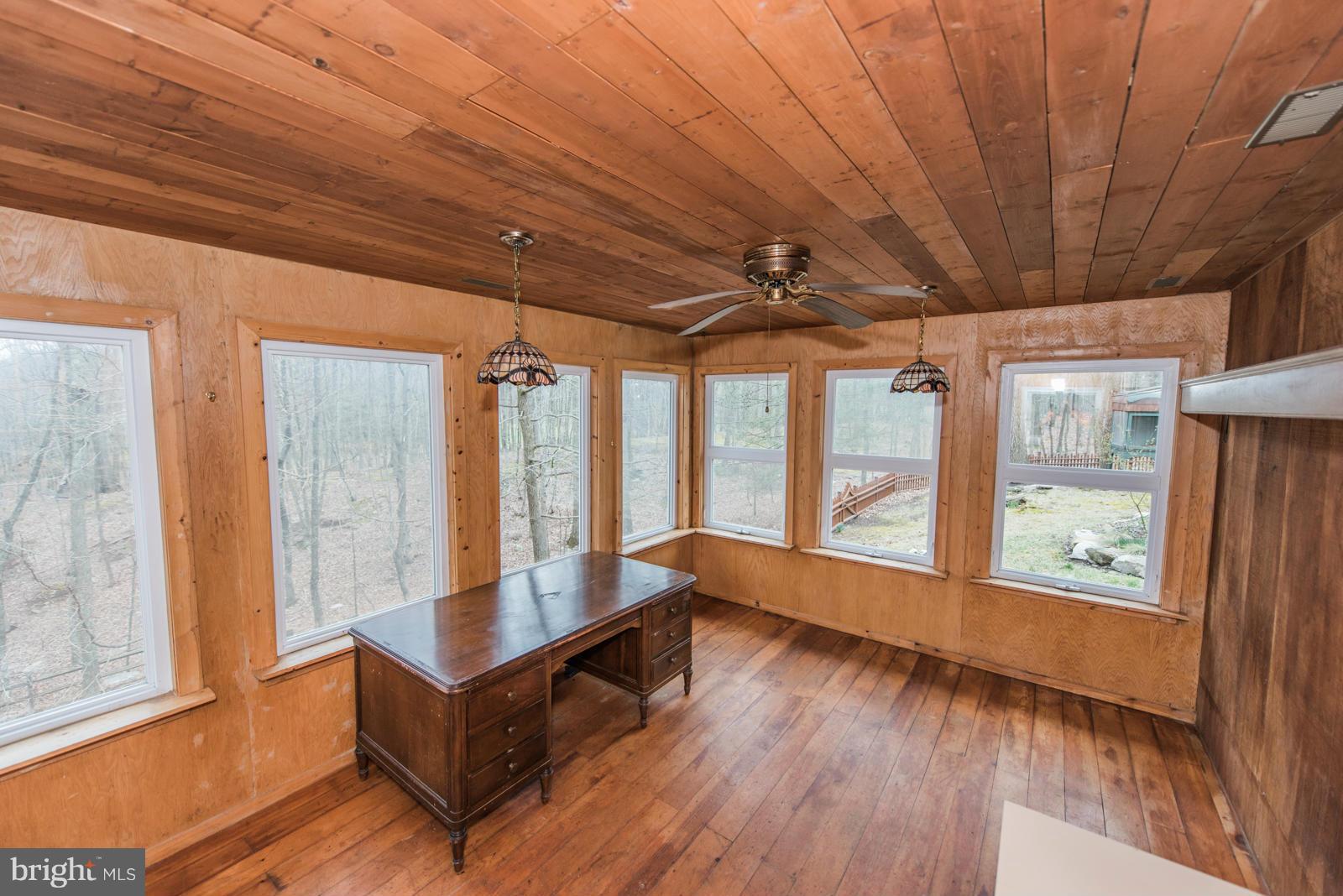 ROCK GAP WOODS - Residential