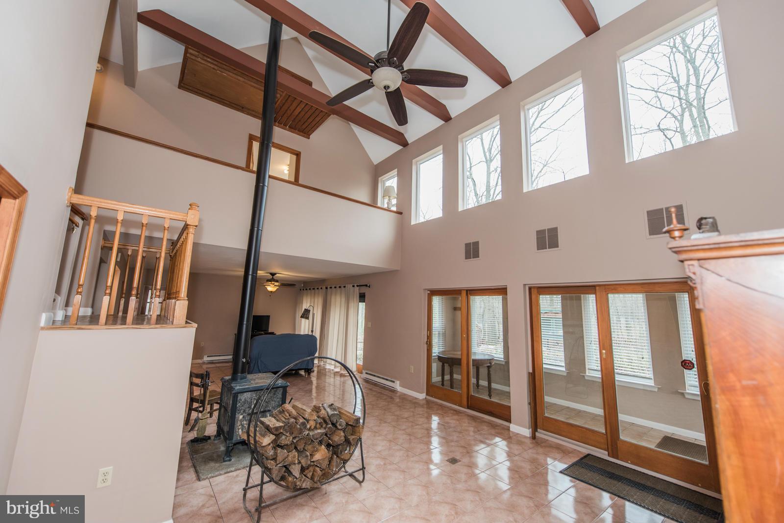 ROCK GAP WOODS - Residential