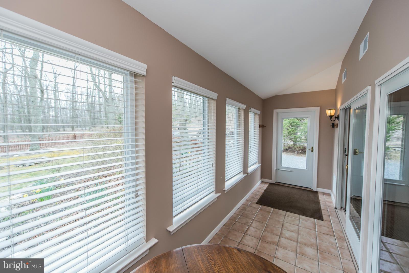 ROCK GAP WOODS - Residential