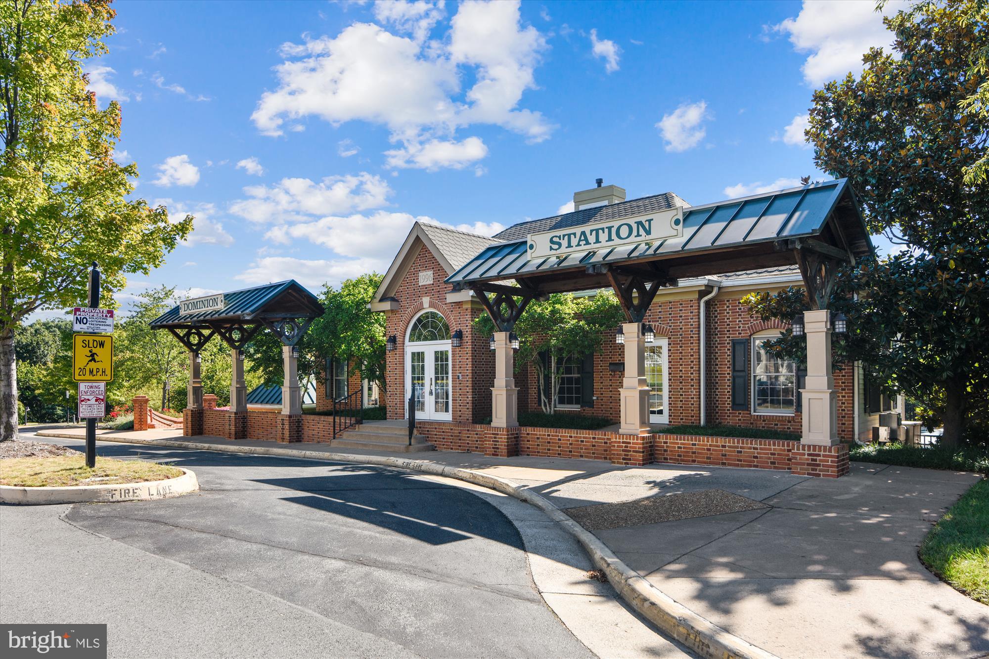 DOMINION STATION CONDOMINIUM - Residential Lease