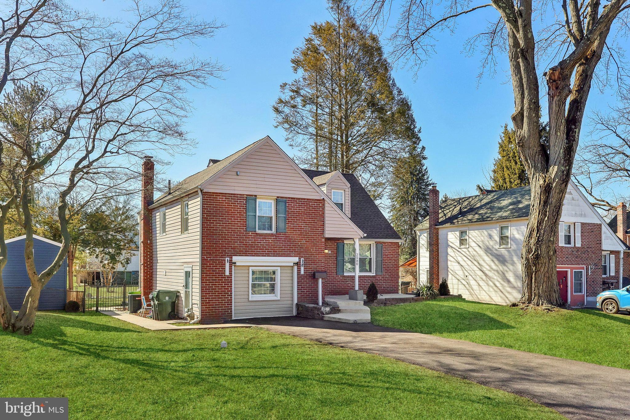 ROSLYN - Residential