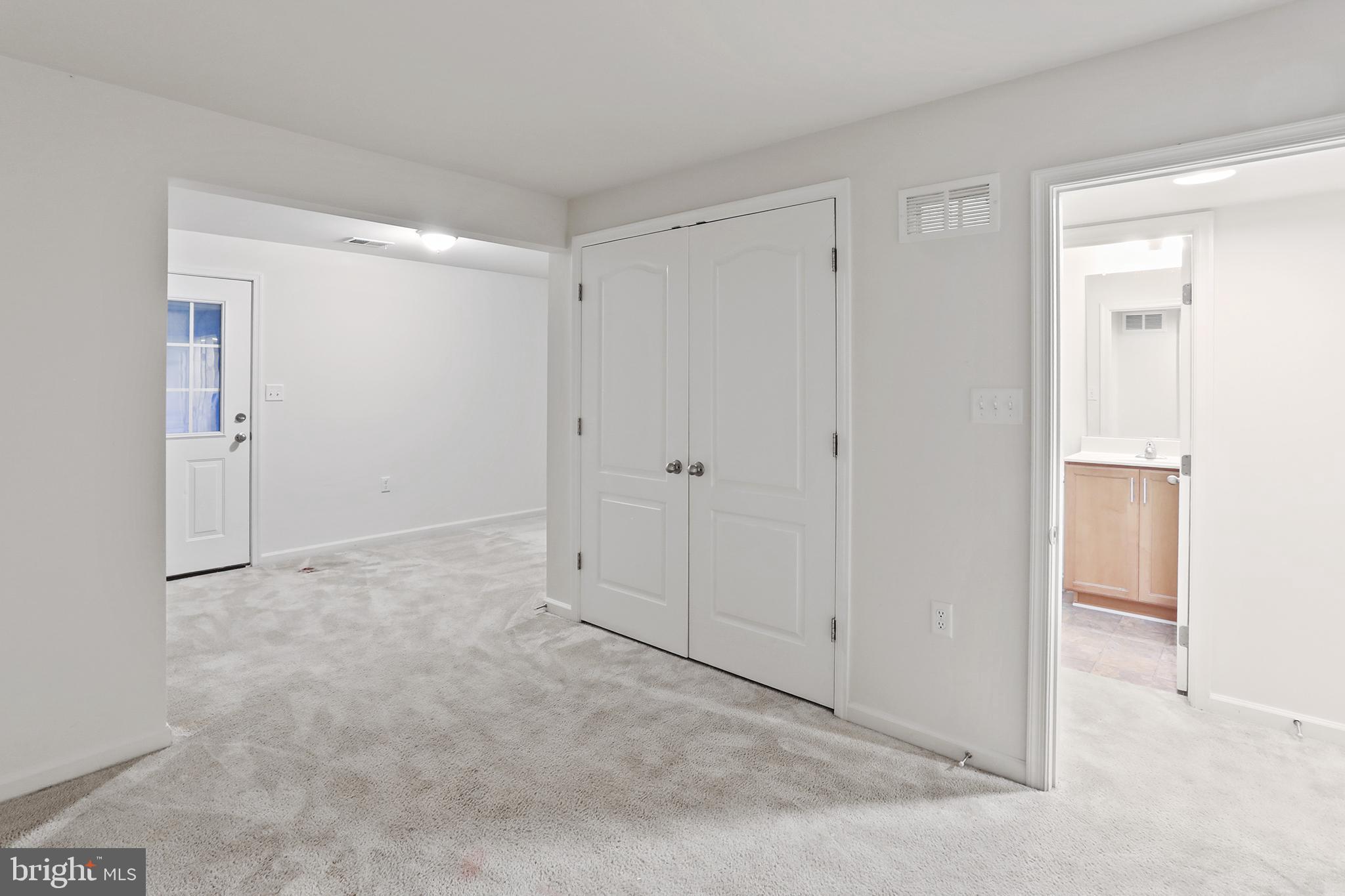 BRIAR RUN - Residential