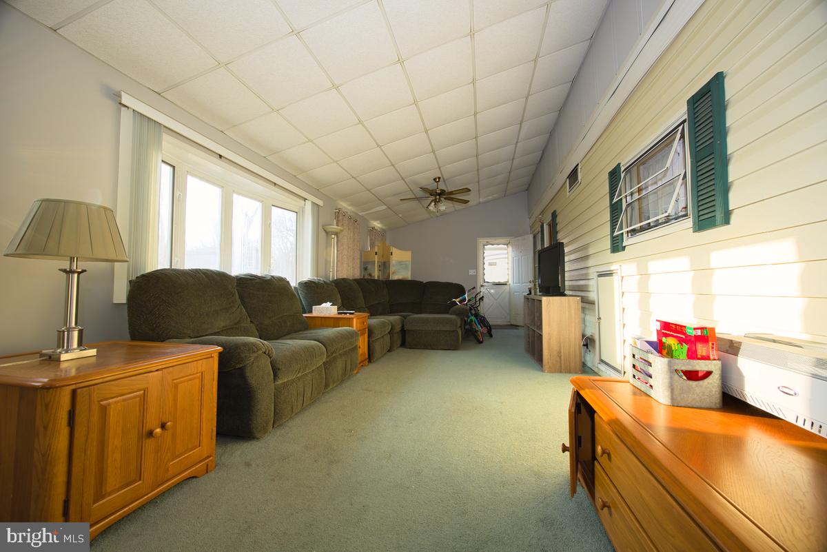 INDIAN ACRES - Residential