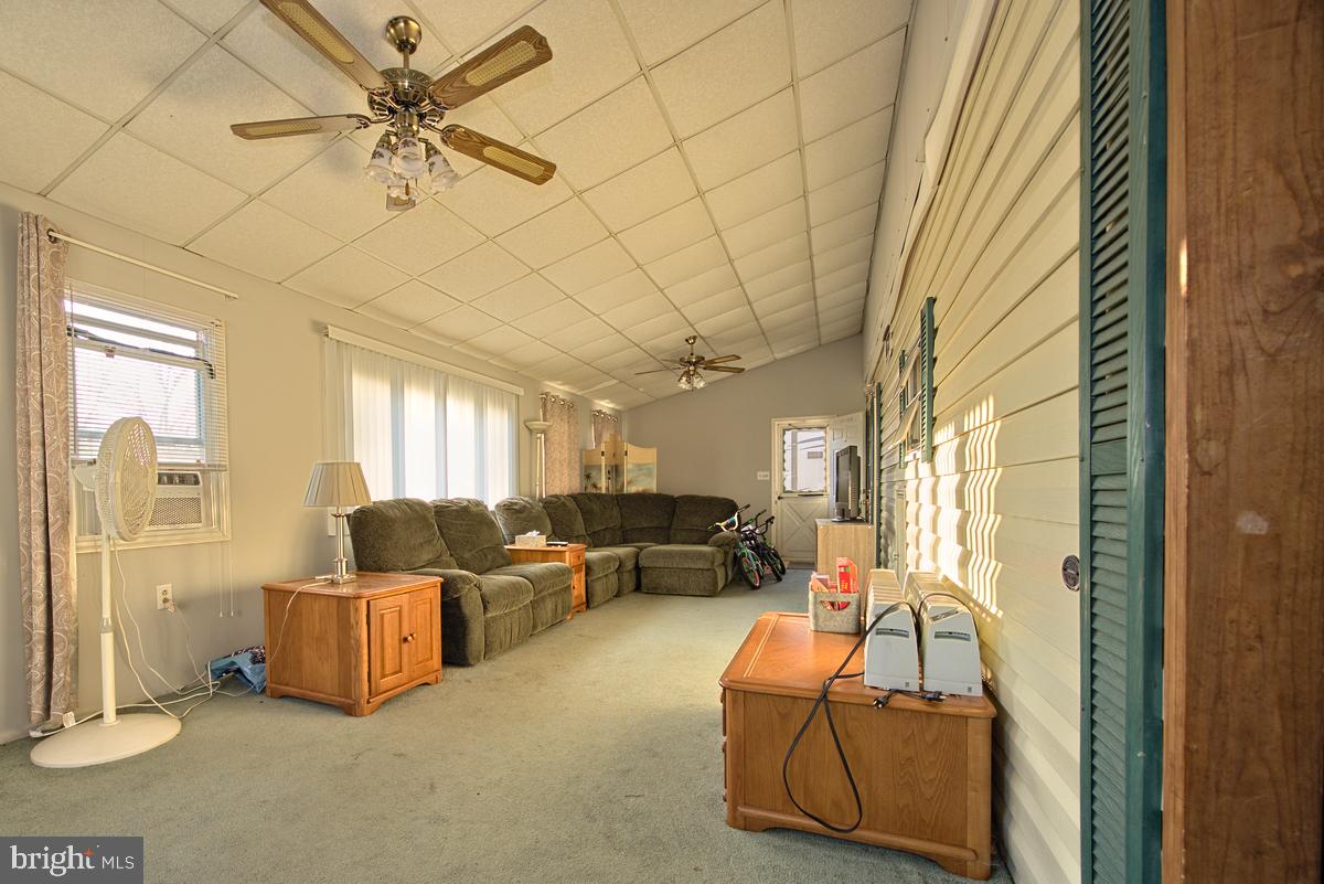 INDIAN ACRES - Residential