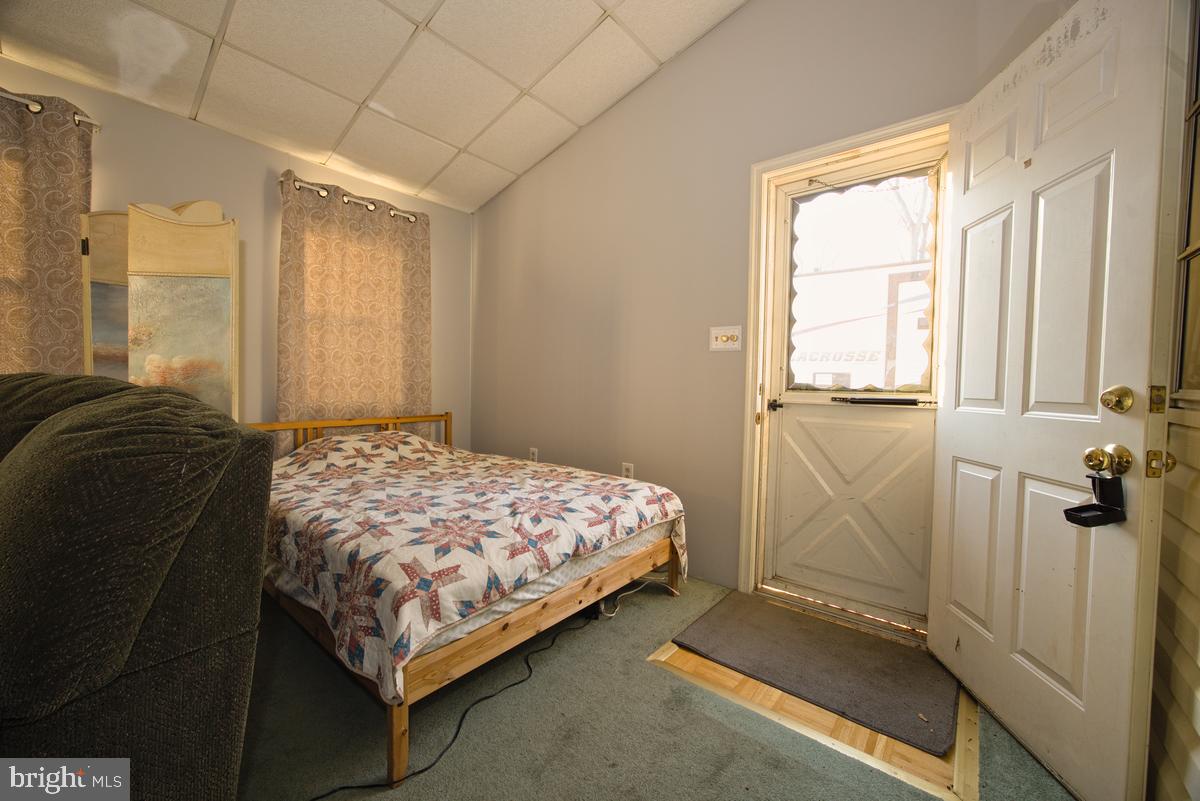 INDIAN ACRES - Residential