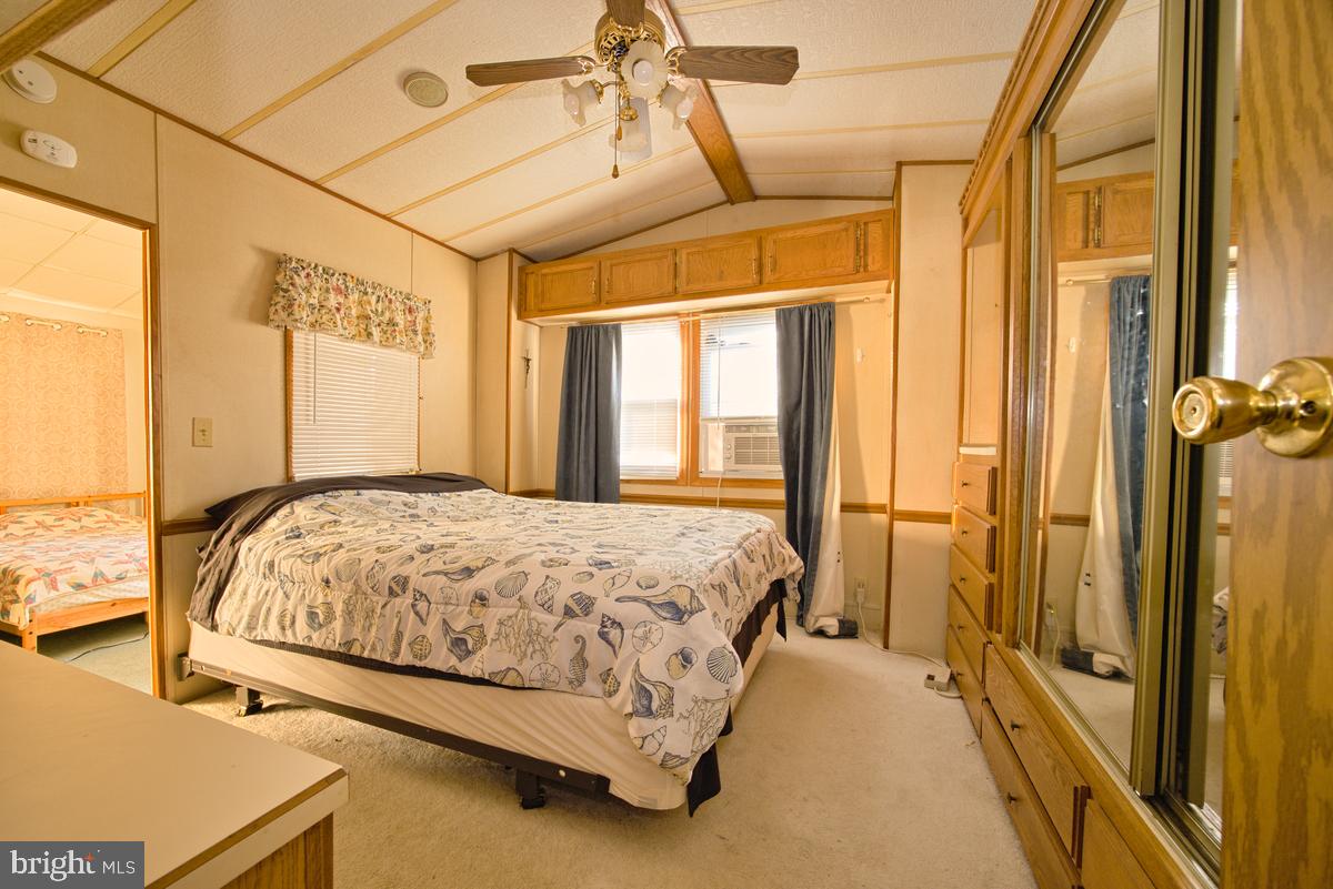 INDIAN ACRES - Residential