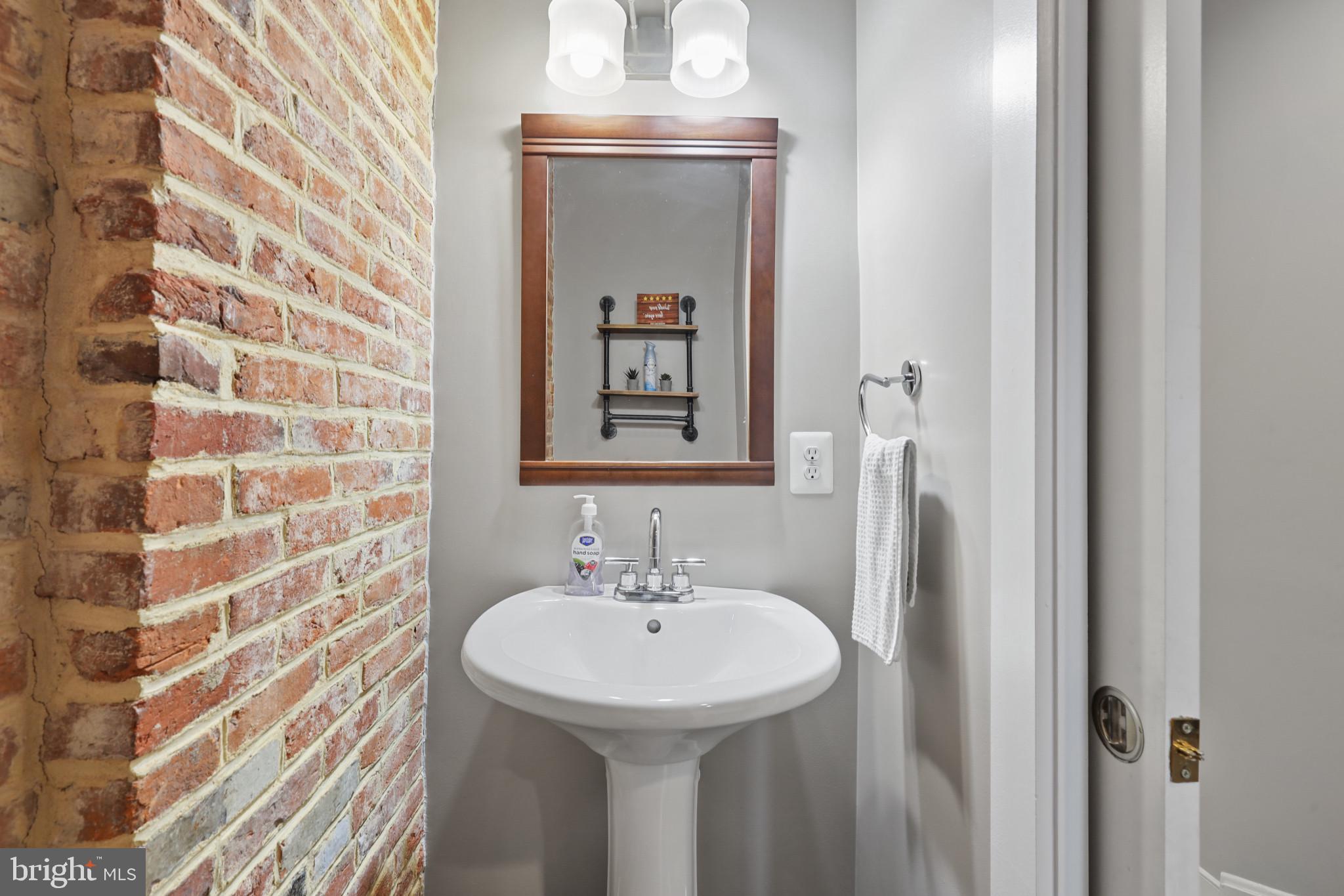 CANTON - Residential Lease