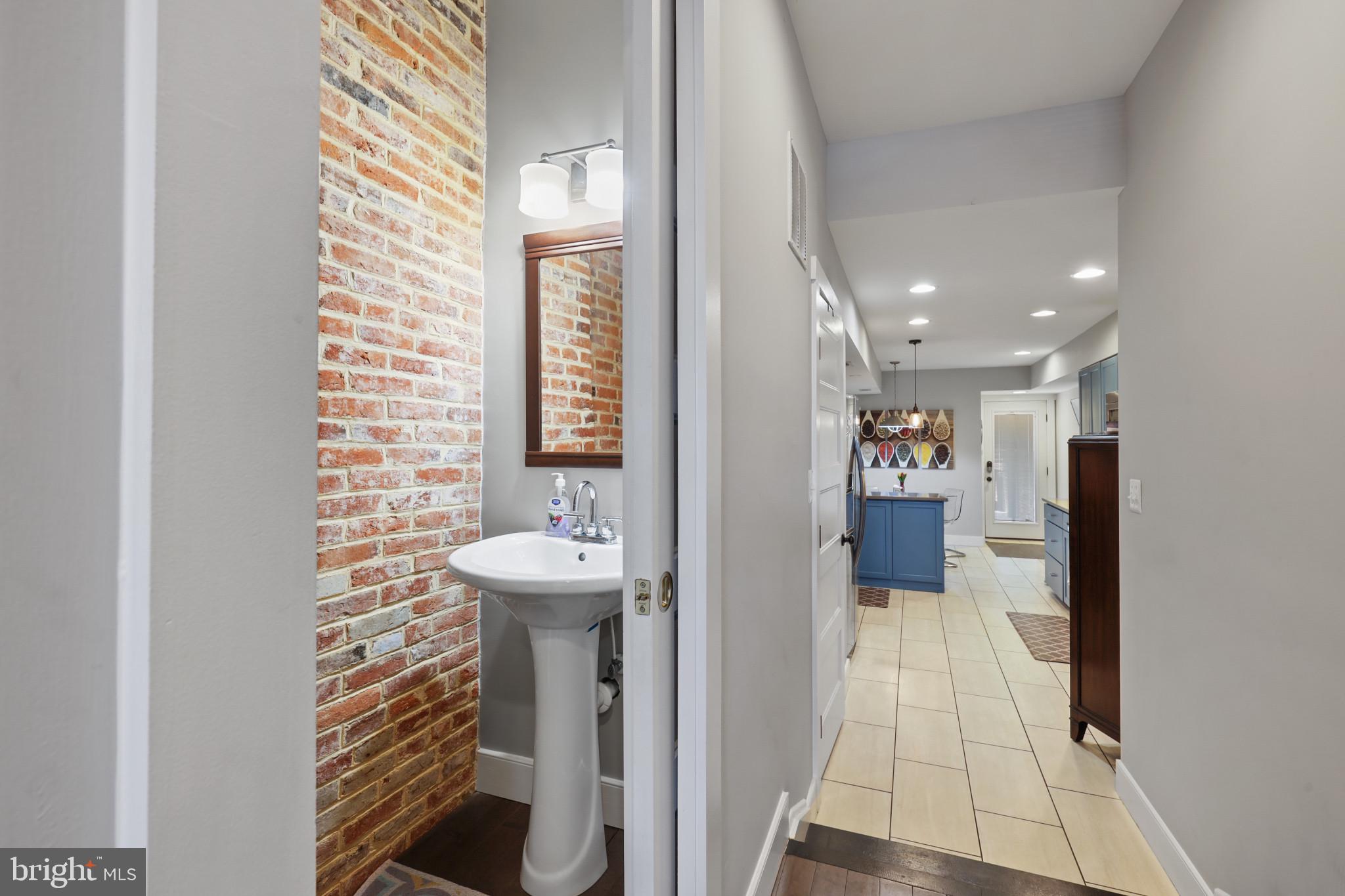 CANTON - Residential Lease