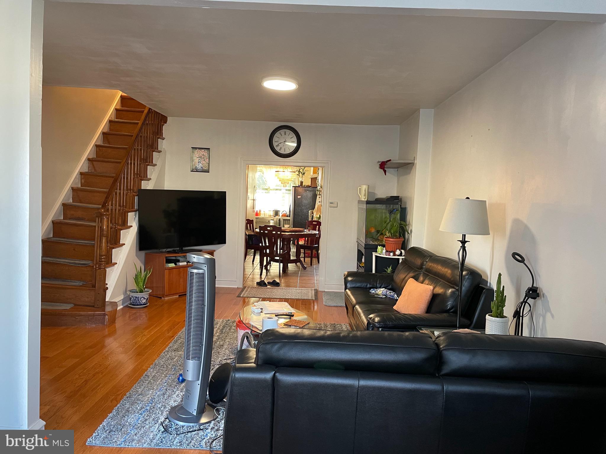 MAYFAIR - Residential