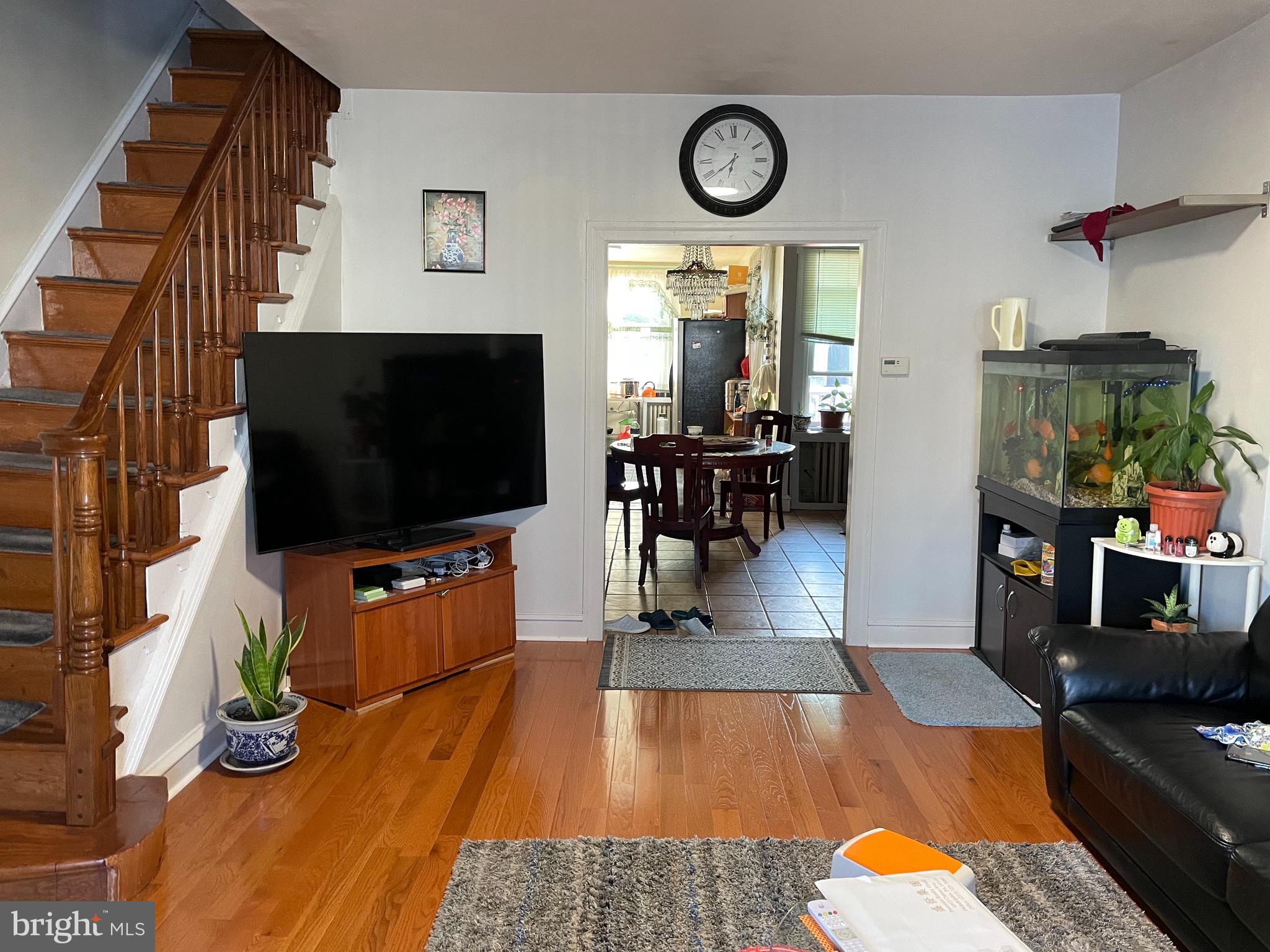 MAYFAIR - Residential