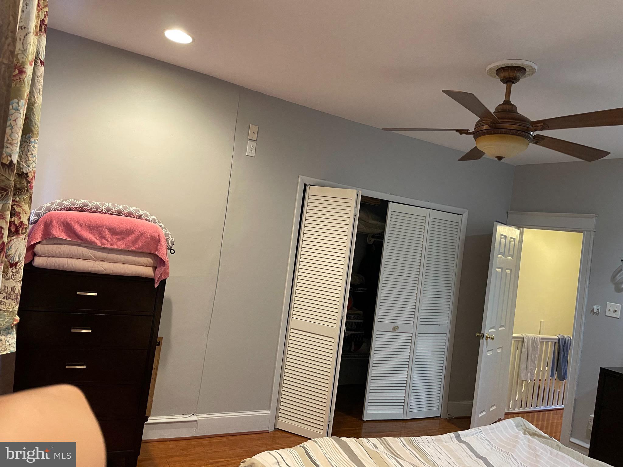 MAYFAIR - Residential