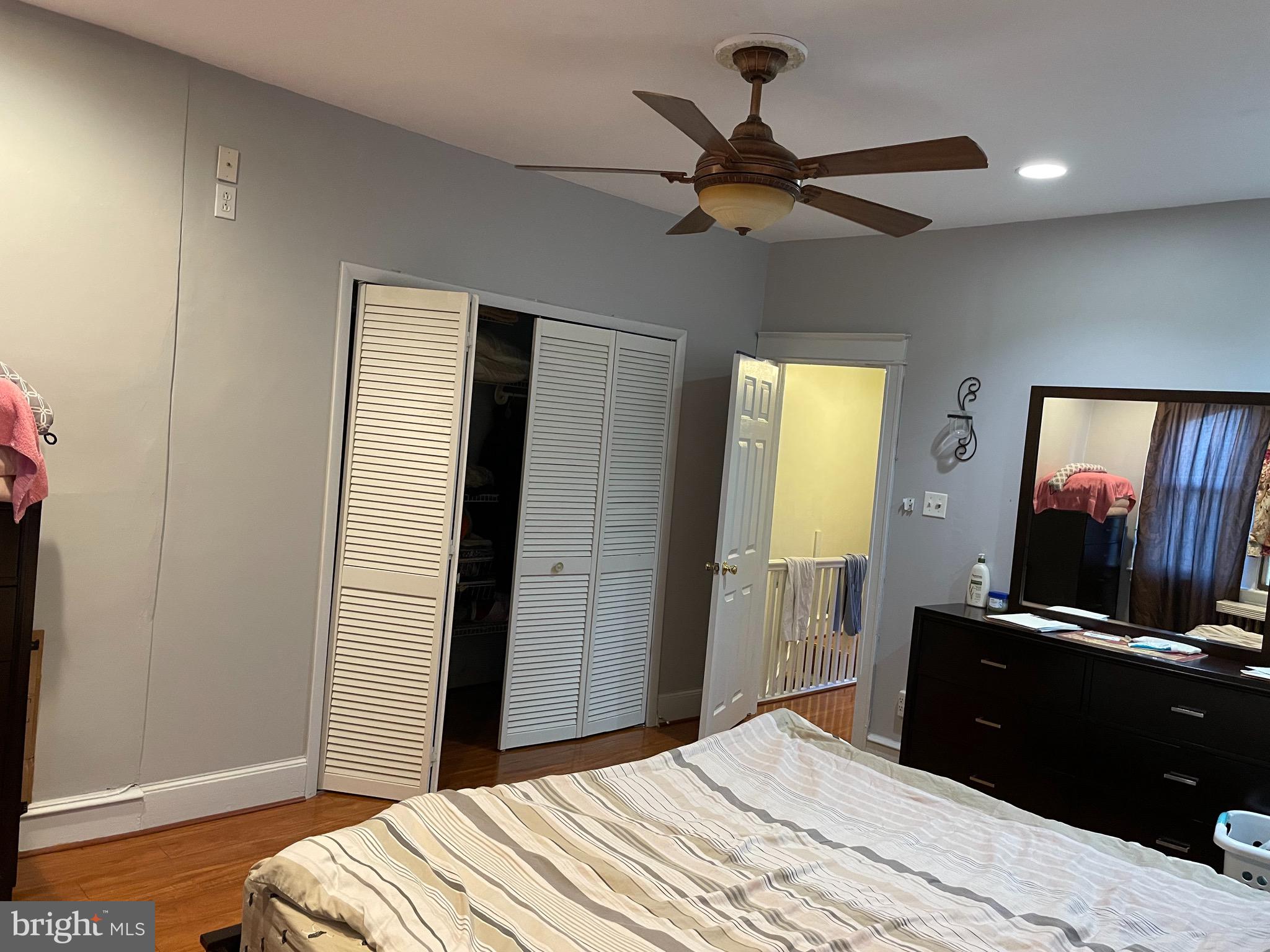 MAYFAIR - Residential