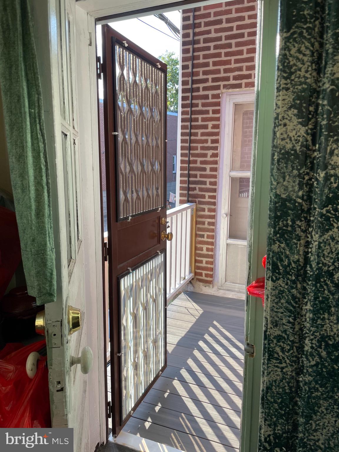 MAYFAIR - Residential