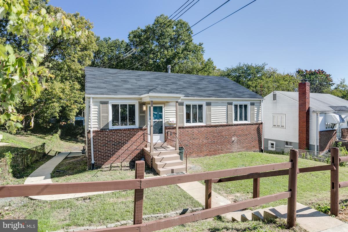 BEACON HEIGHTS - Residential